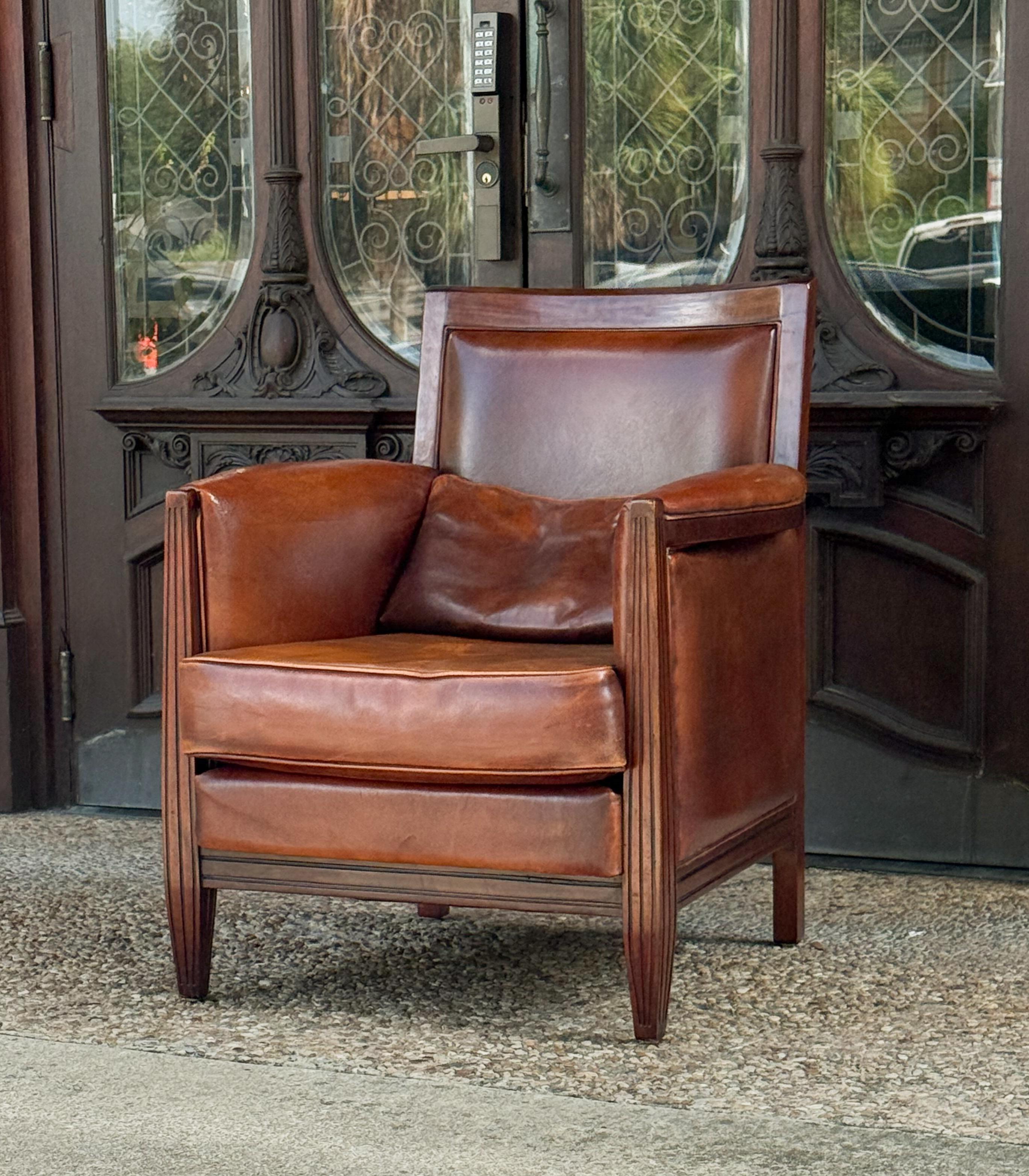 Art déco Fauteuils de bibliothèque anglais en cuir de l'époque Art Déco 'Priced Individually' (prix individuel) en vente