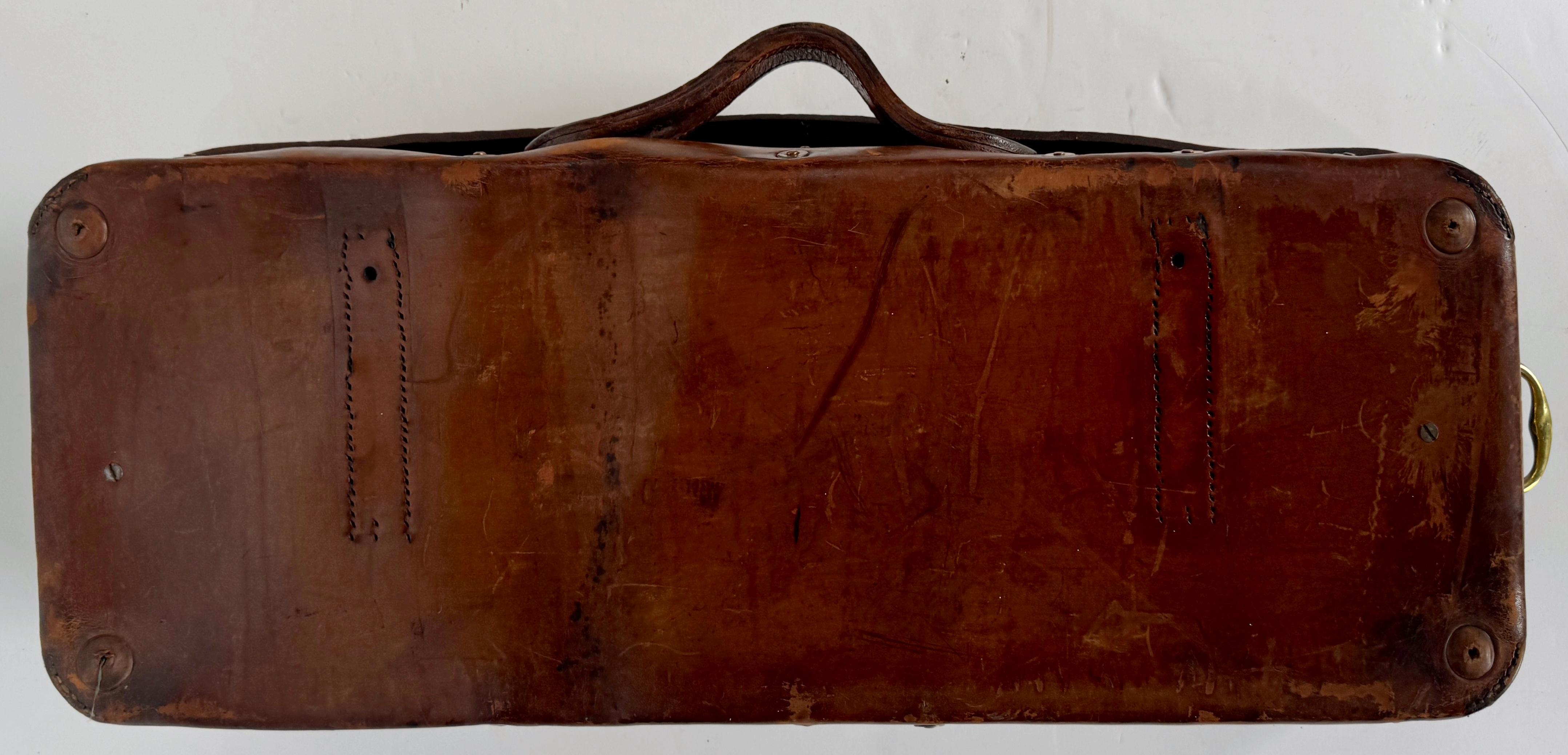 English Leather Sportsmans Case with King George V Cypher 7