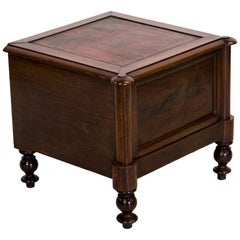 Commode anglaise à plateau en cuir