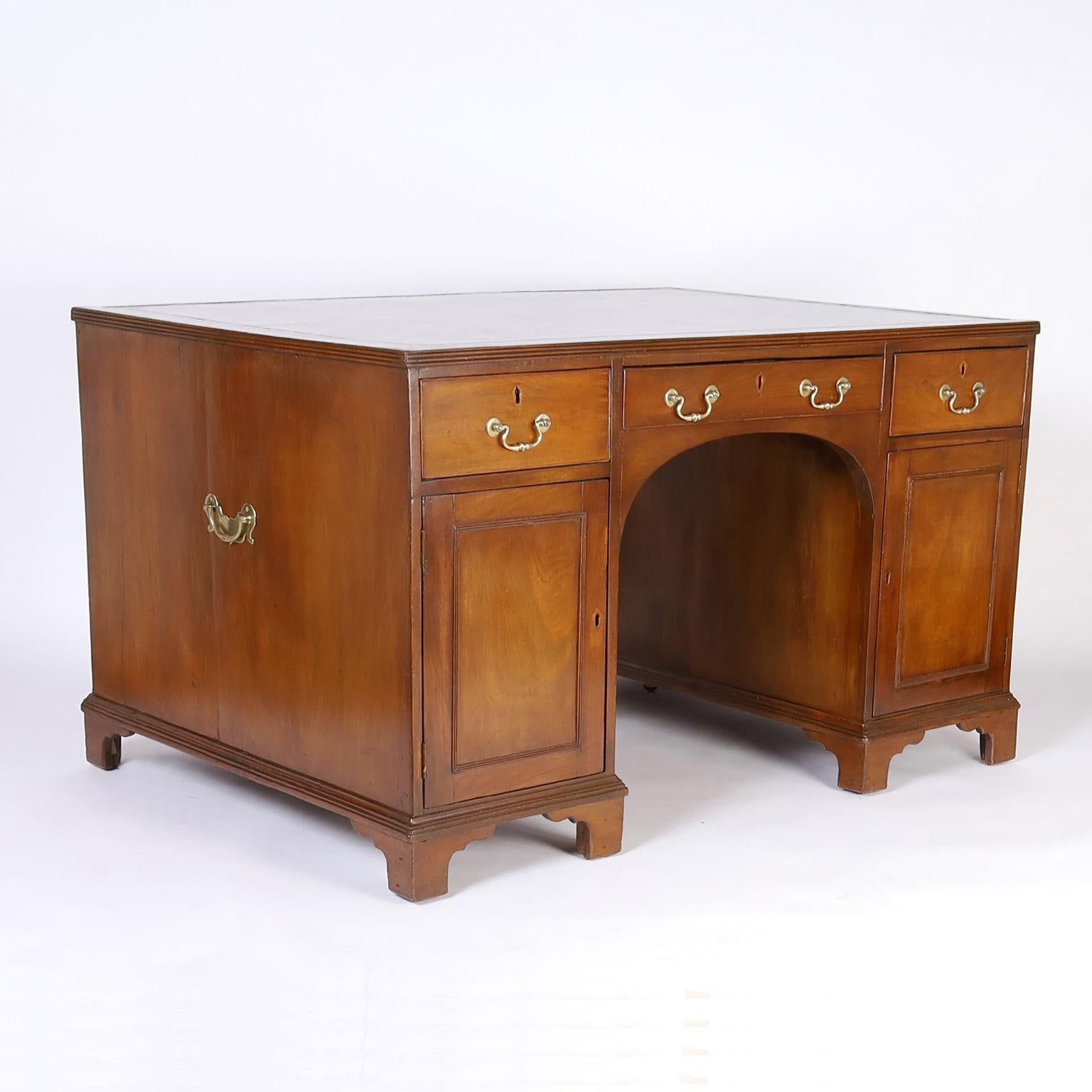 Georgian English Leather Top Partners Desk For Sale