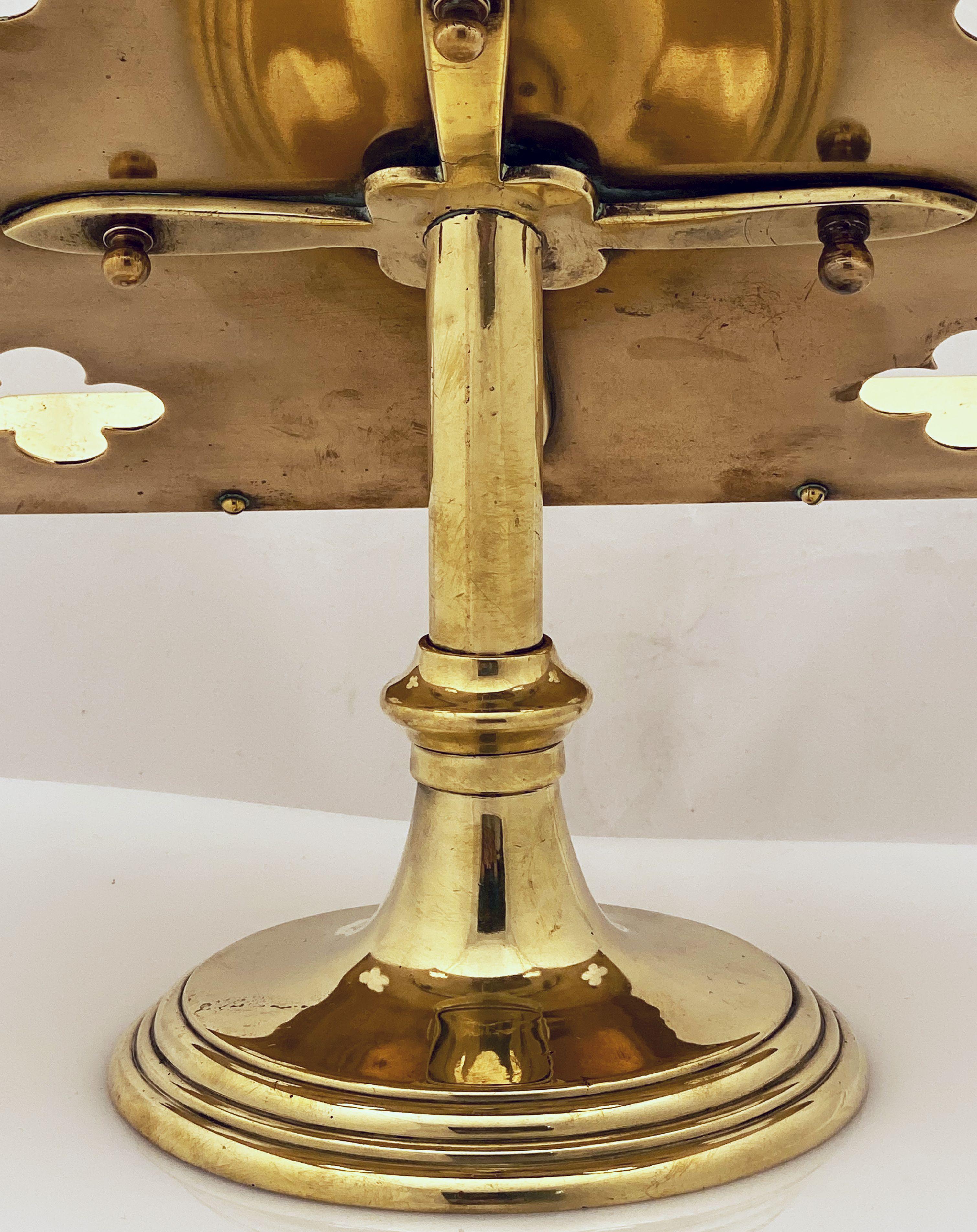  English Lectern or Book Stand of Brass For Sale 8