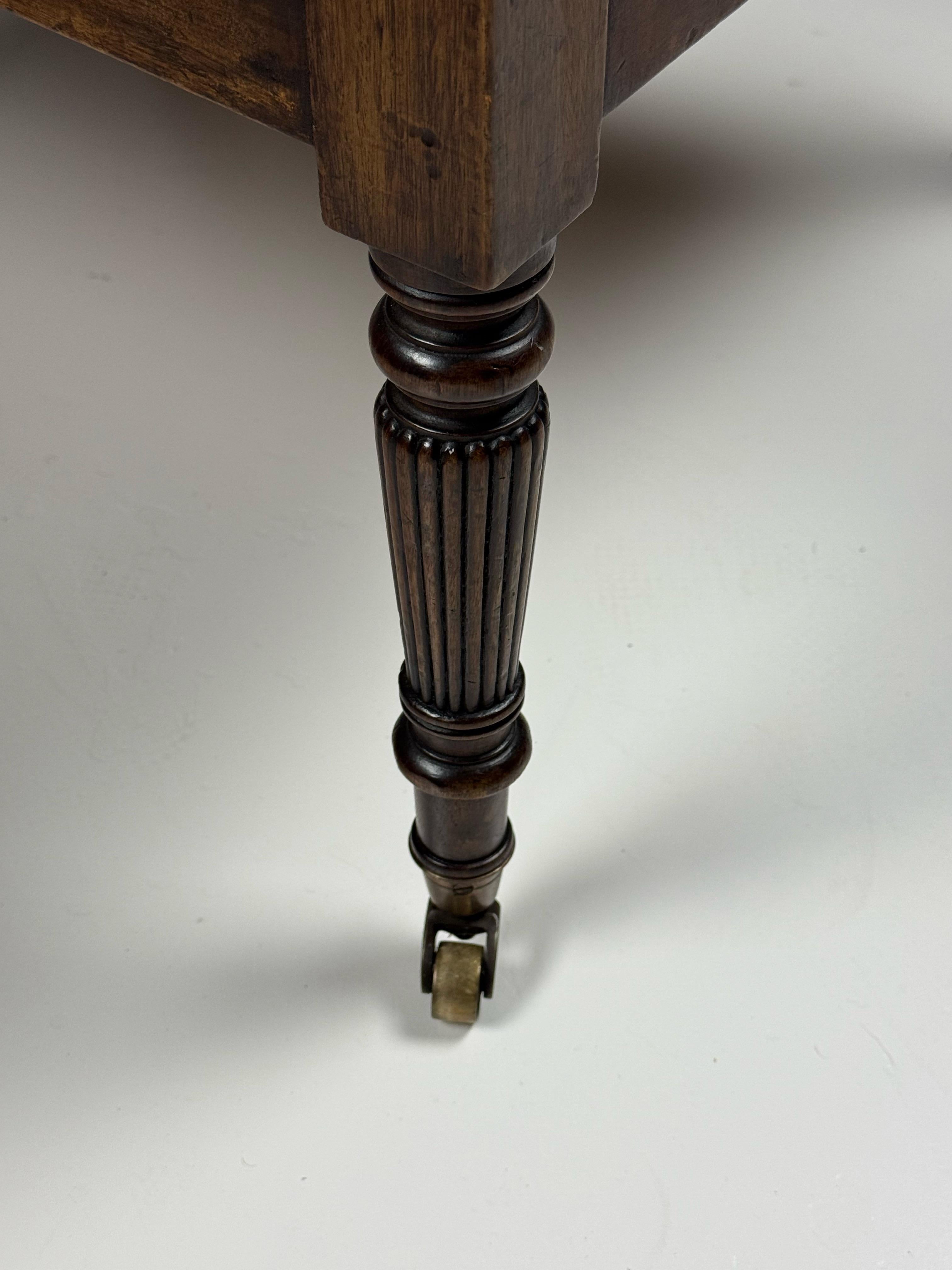 English Library Bergère 1825 Mahogany For Sale 1