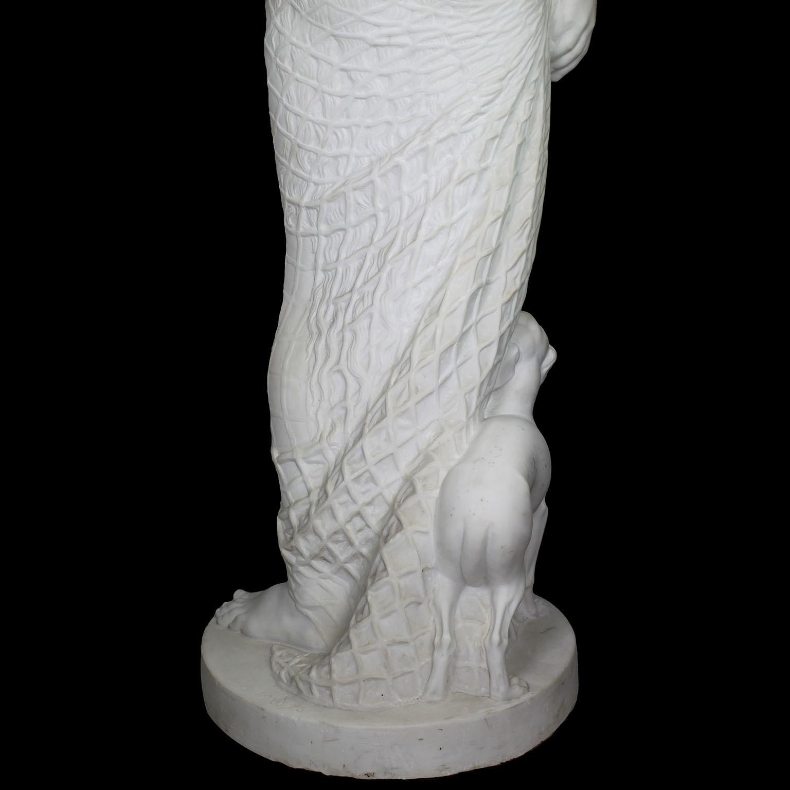Fanciulla nuda in marmo bianco a grandezza naturale in stile neoclassico revival inglese con cane in vendita 11