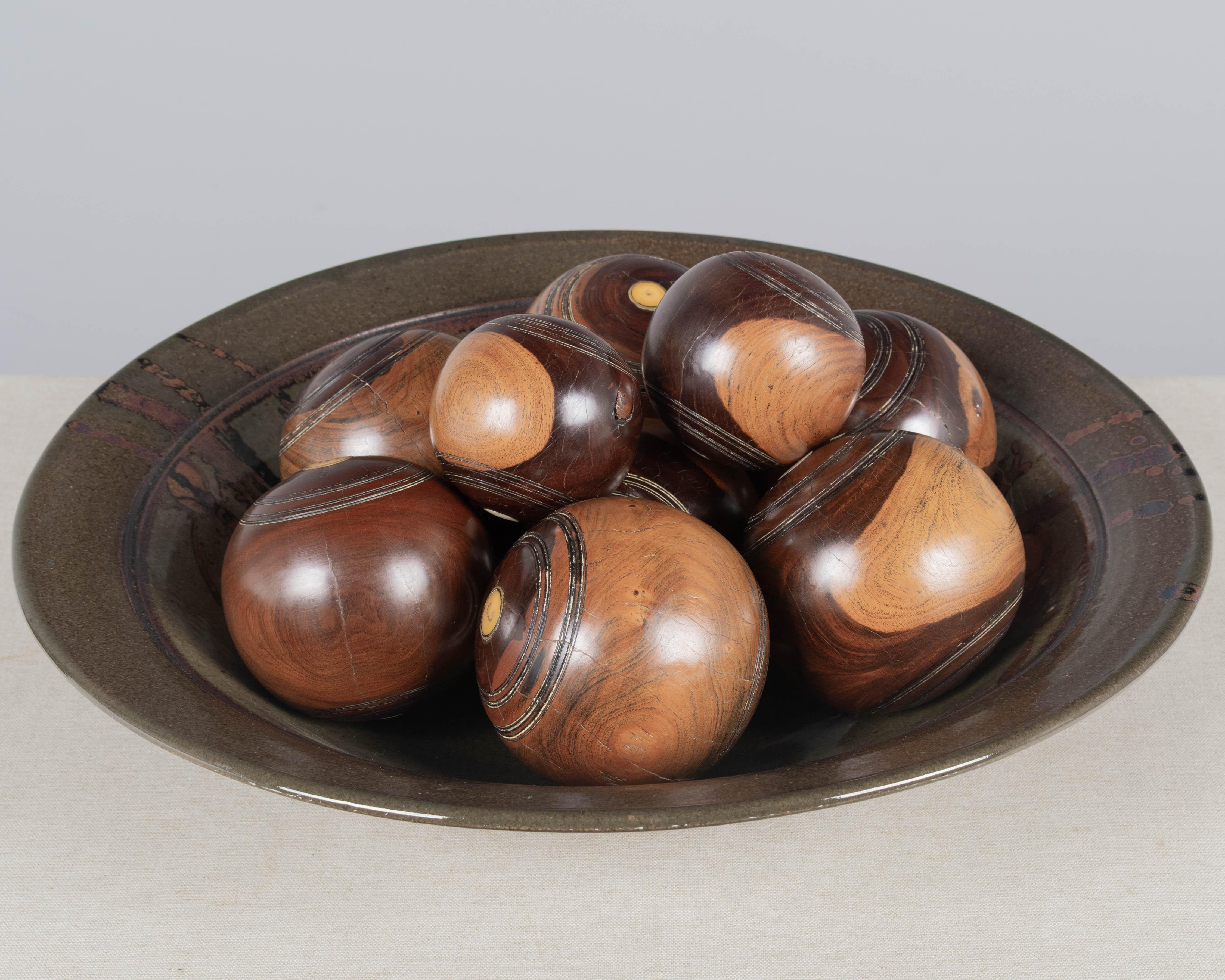 Englische Lignum VITAe-Rasenschalen im Angebot 5