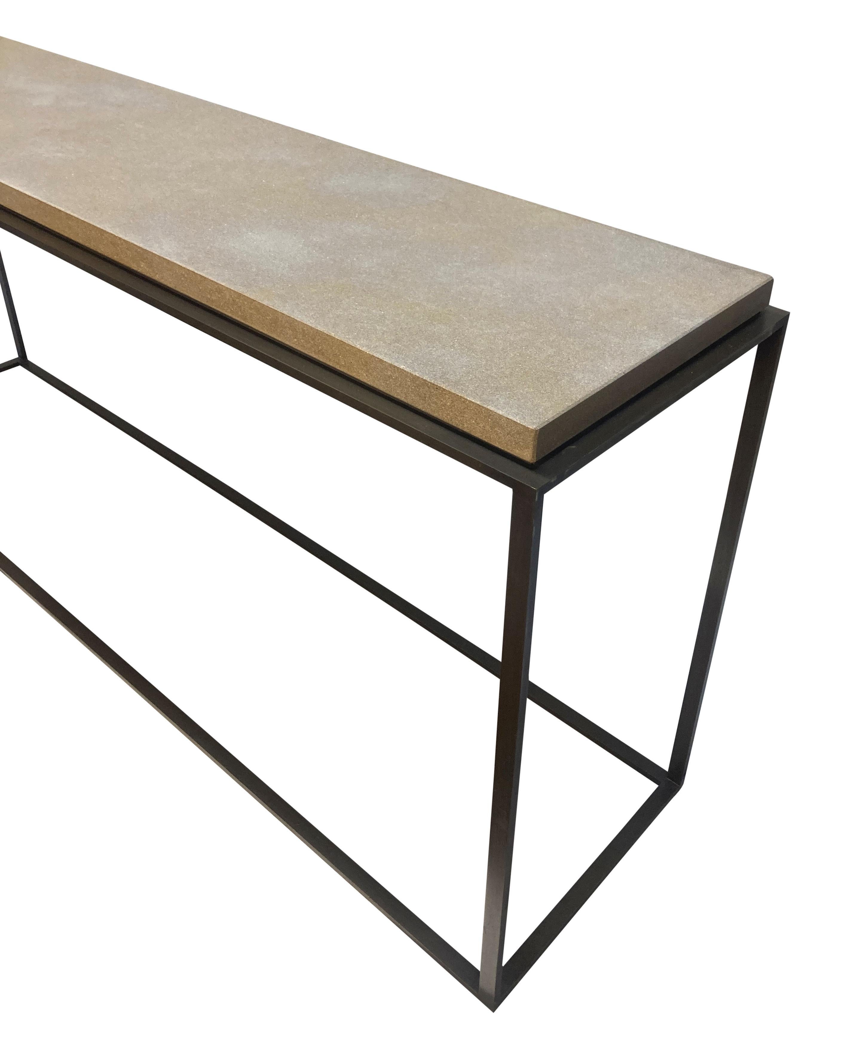 English Linear Console Table In Bronze & Polished Stone In Good Condition For Sale In Kent, Dover