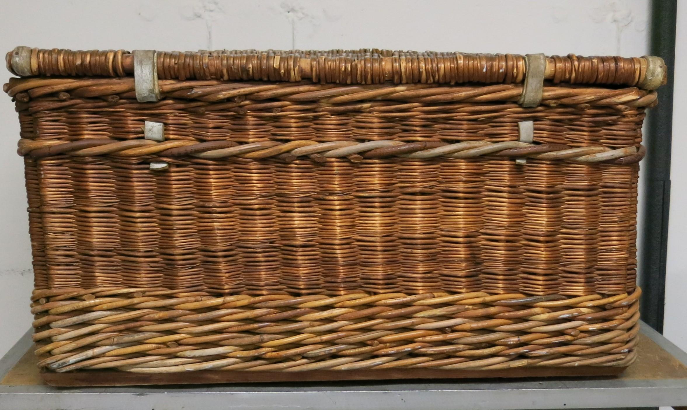 English Linen Basket circa 1920 Vintage Wicker Basket W.C. Bright For Sale 1