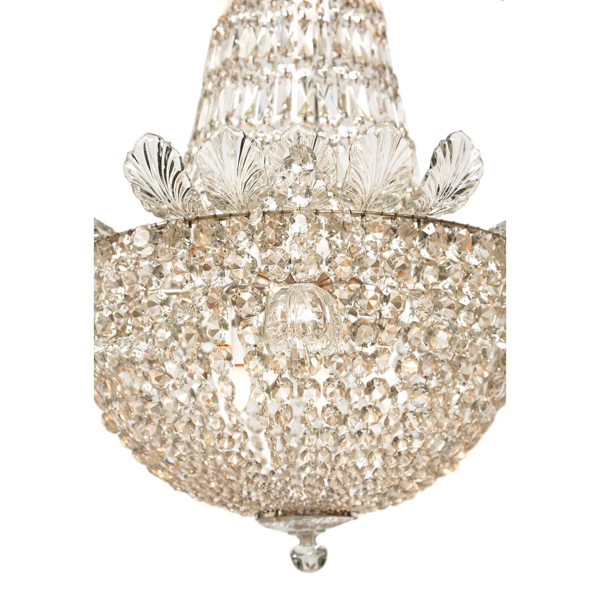 English Louis XVI St. 19th Century Silvered Bronze and Crystal Chandelier For Sale 2