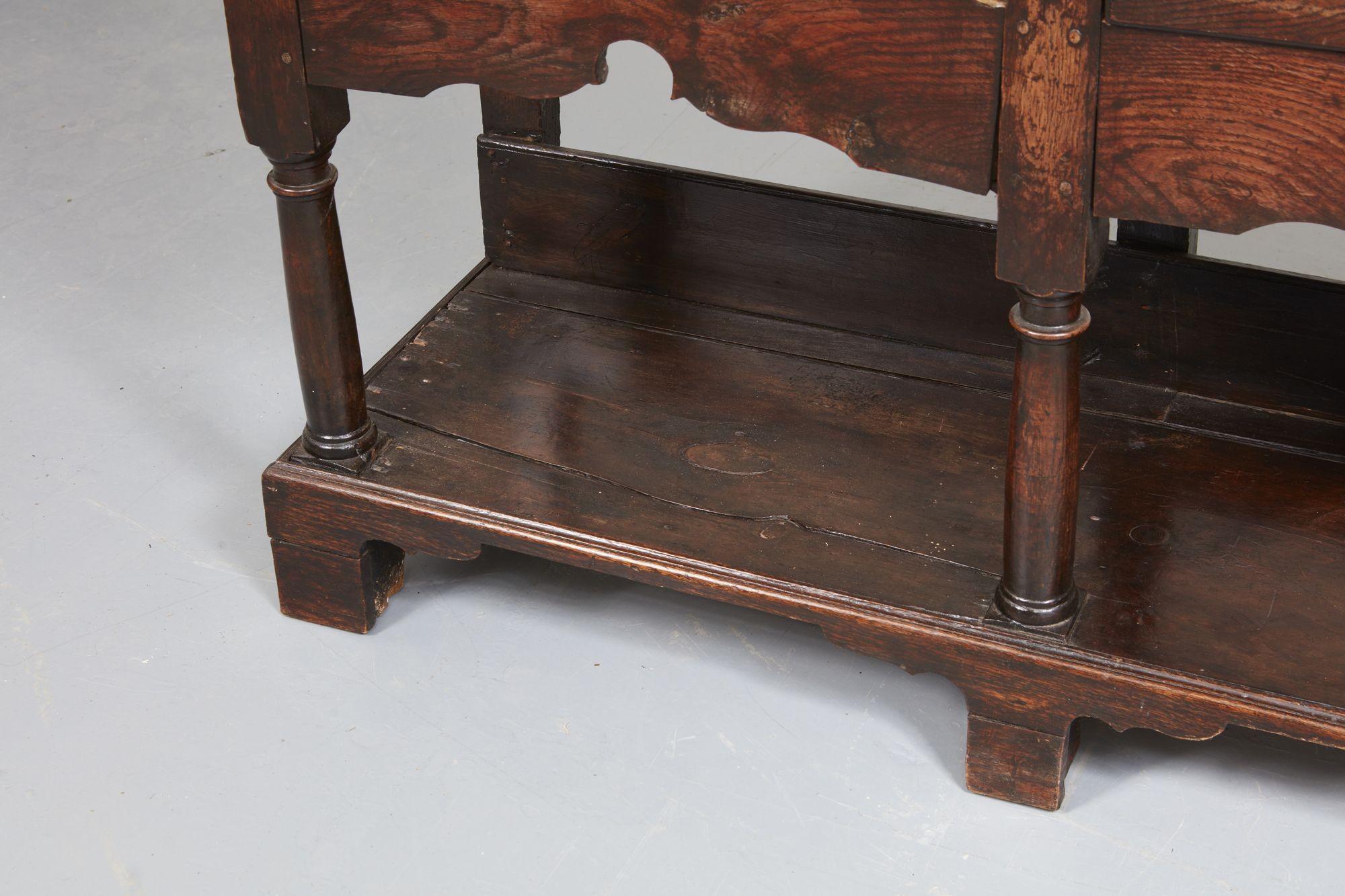 18th c. English Low Dresser with Potboard Base For Sale 1
