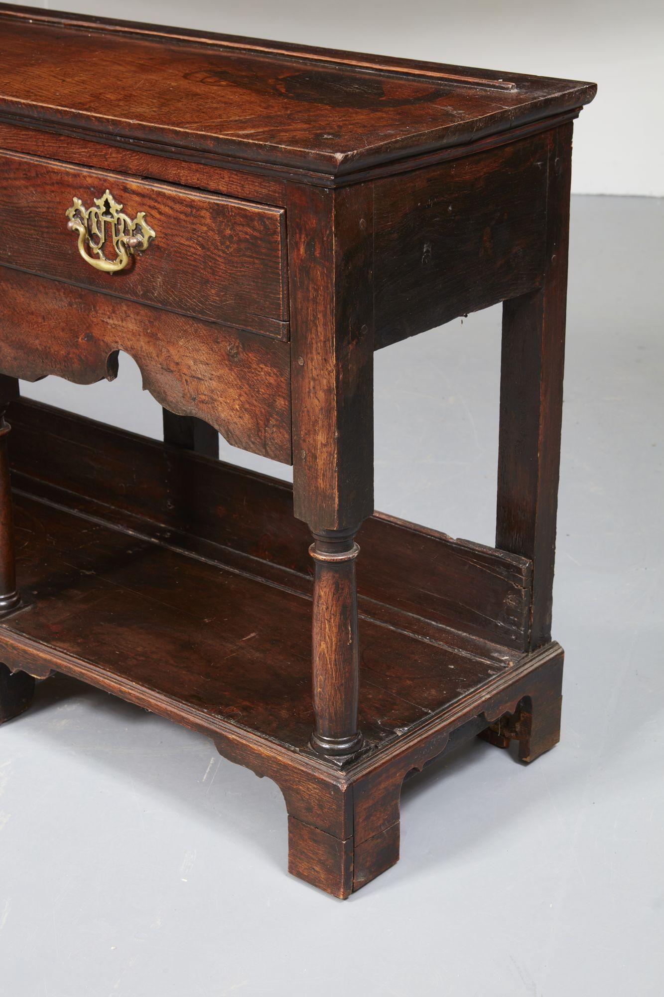 18th c. English Low Dresser with Potboard Base For Sale 2