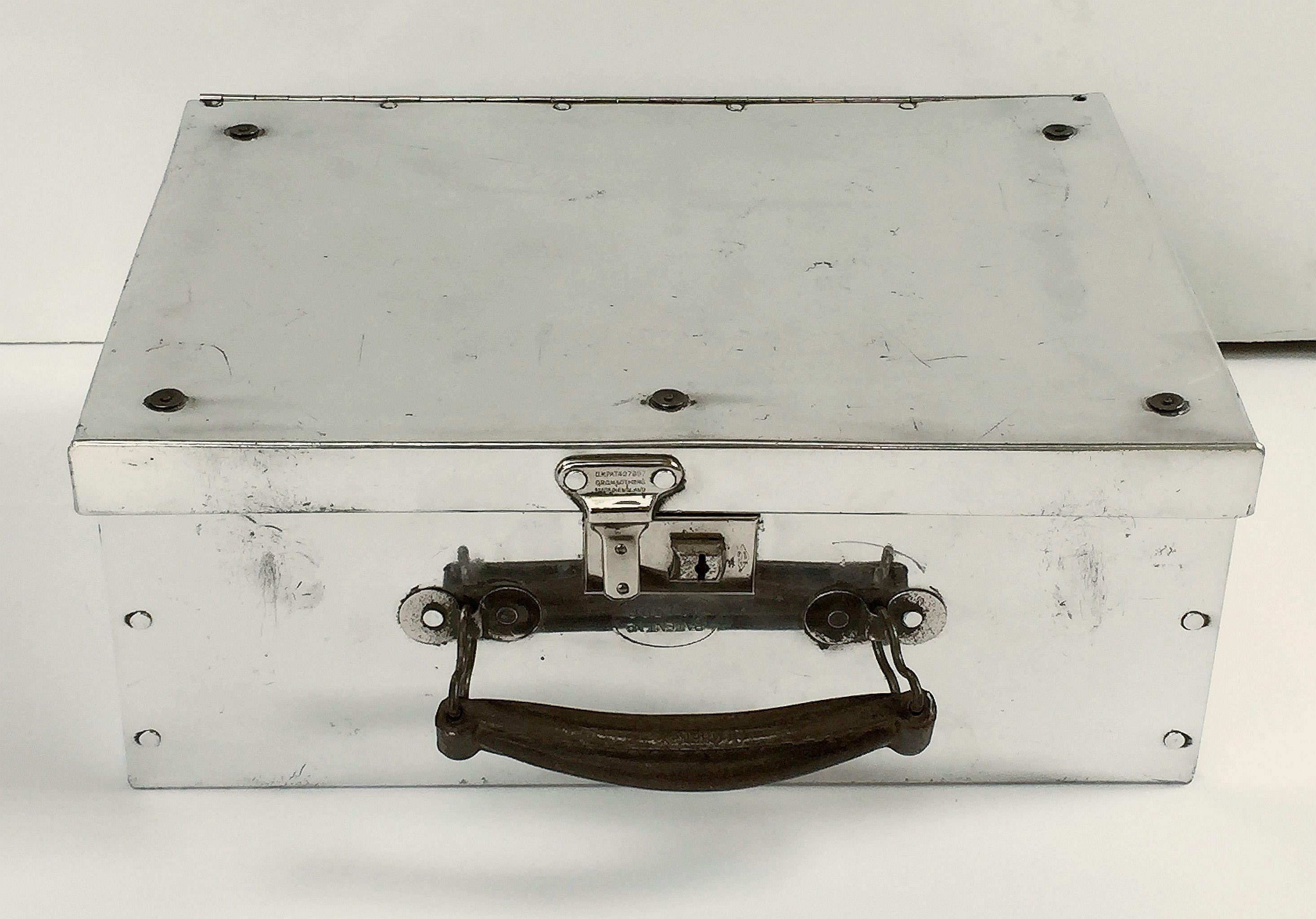 English Luggage Case or Suitcase of Aluminum 13
