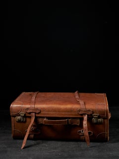 English Made Gentleman's Fine Leather Suitcase