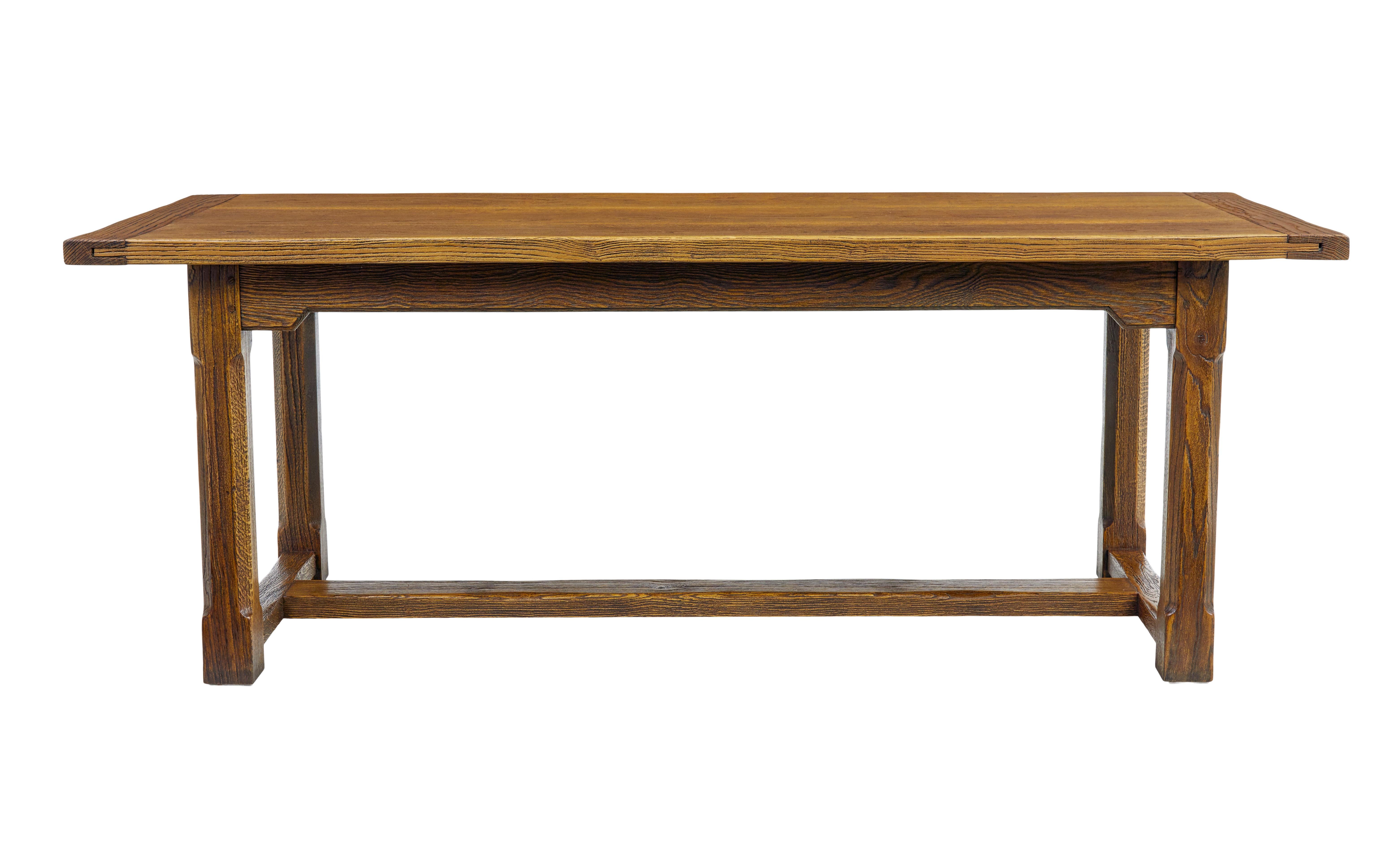 Country English made golden oak refectory dining table For Sale