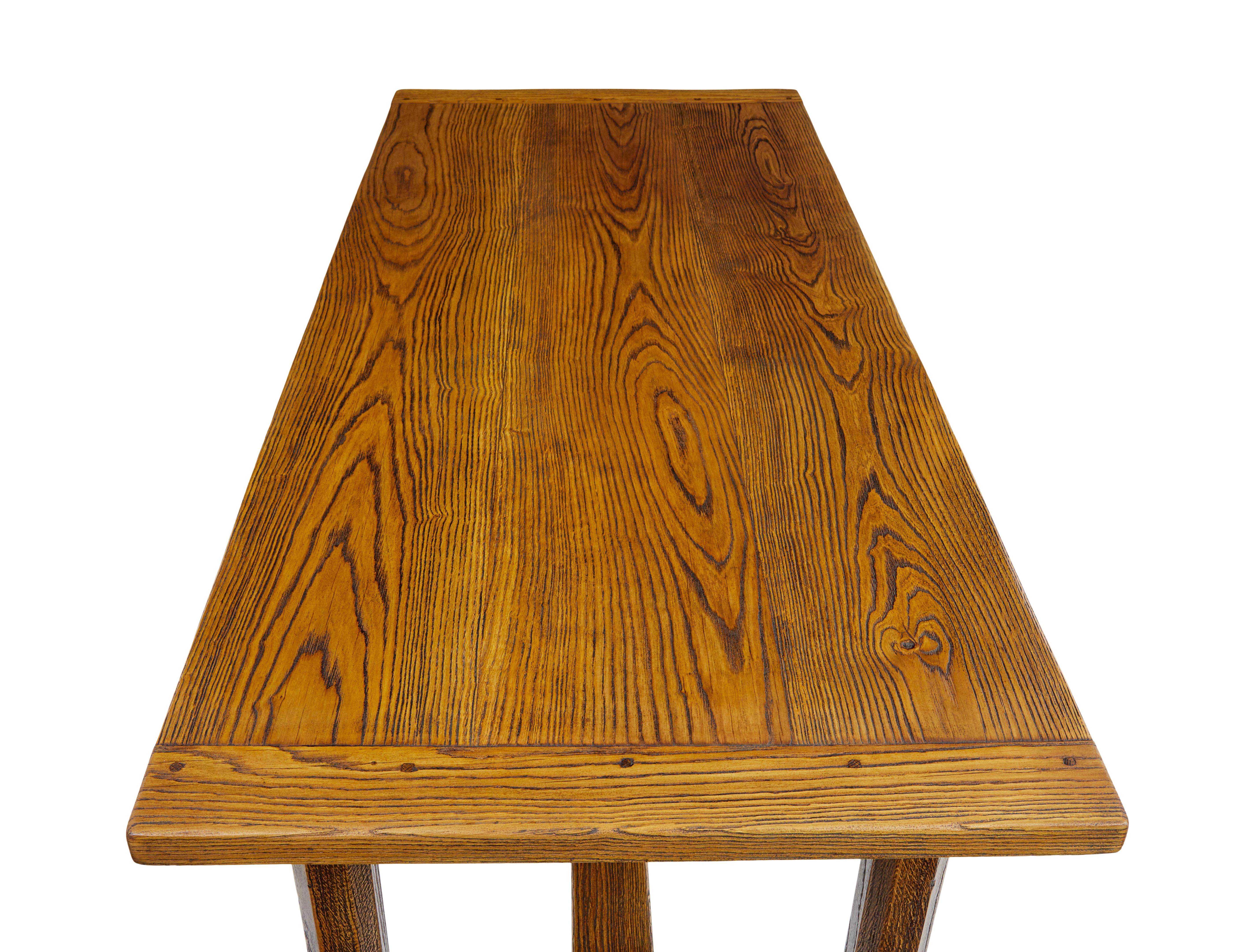 English made golden oak refectory dining table In Good Condition For Sale In Debenham, Suffolk