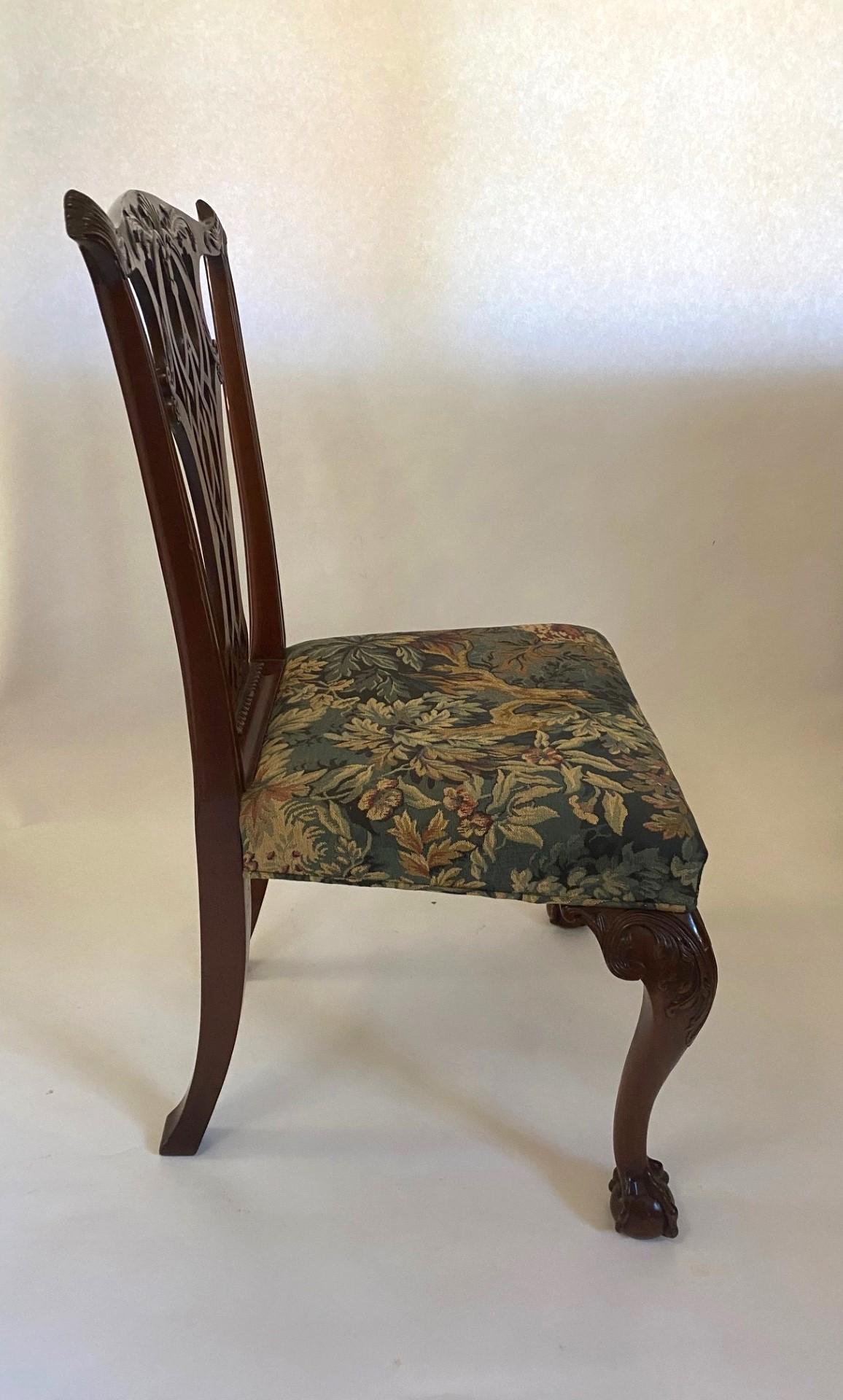 Chaise d'appoint anglaise sculptée à la main, de style géorgien précoce en vente 3