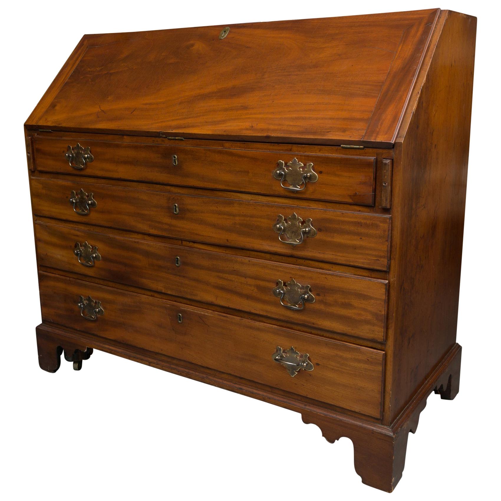 English Mahogany 18th Century Slant Top Desk For Sale