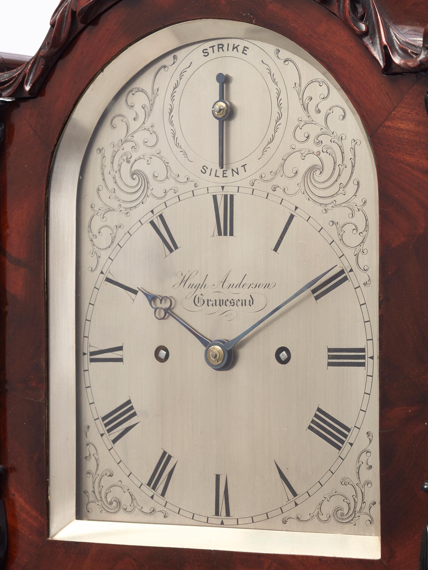 Argenté Horloge de 8 jours anglaise en acajou par Anderson en vente