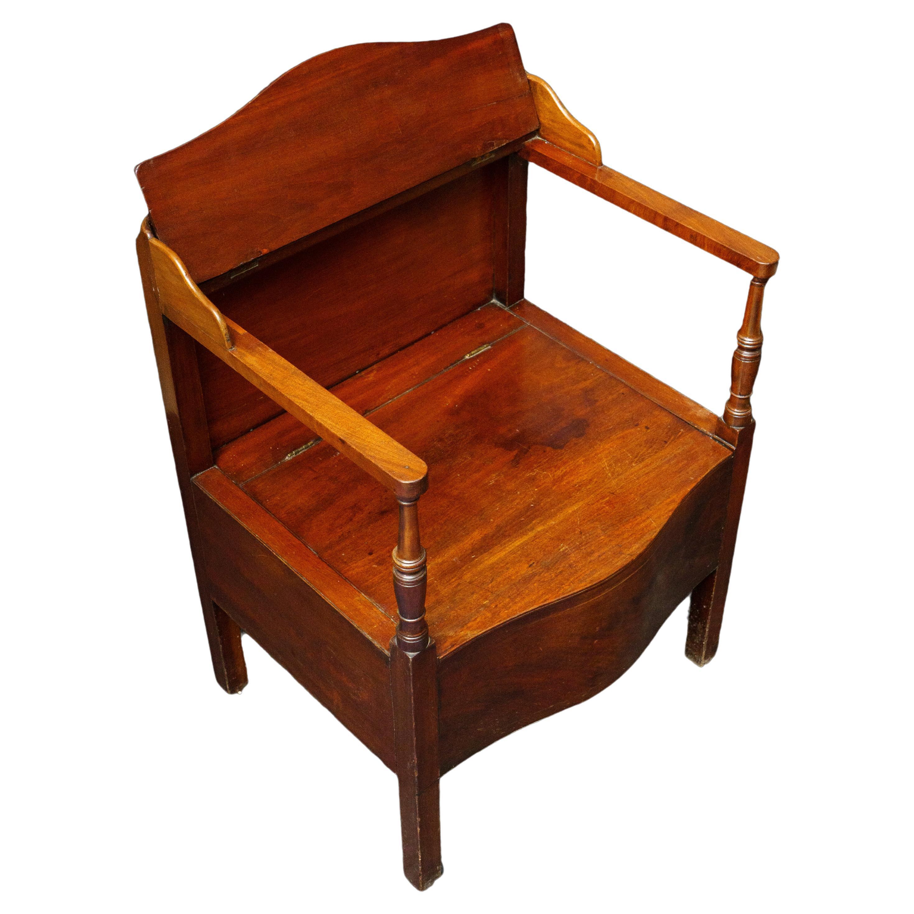 English Mahogany Bedside Commode Table/Chair For Sale