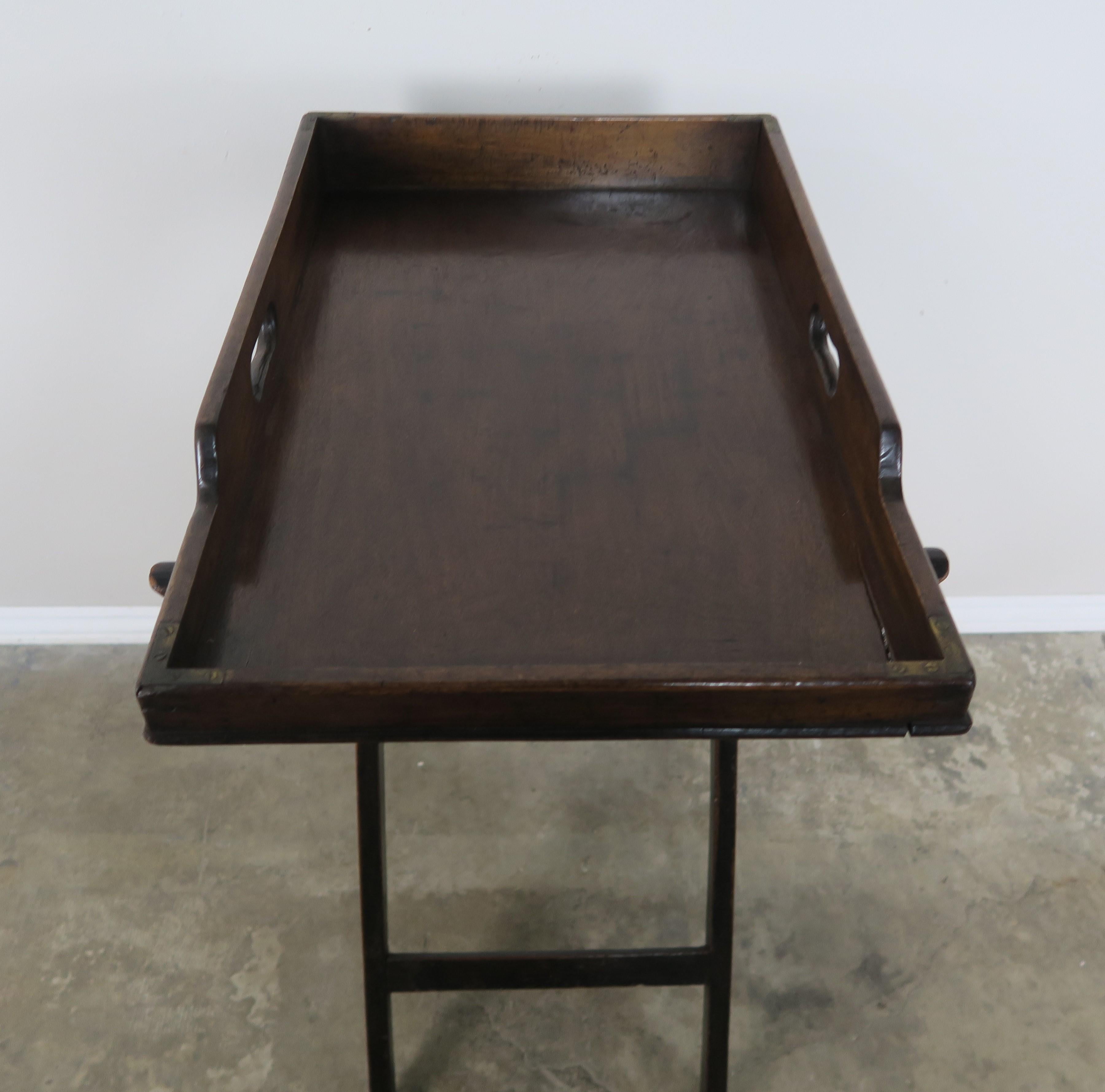 English Mahogany Butler's Tray with Stand, circa 1900s (Englisch)
