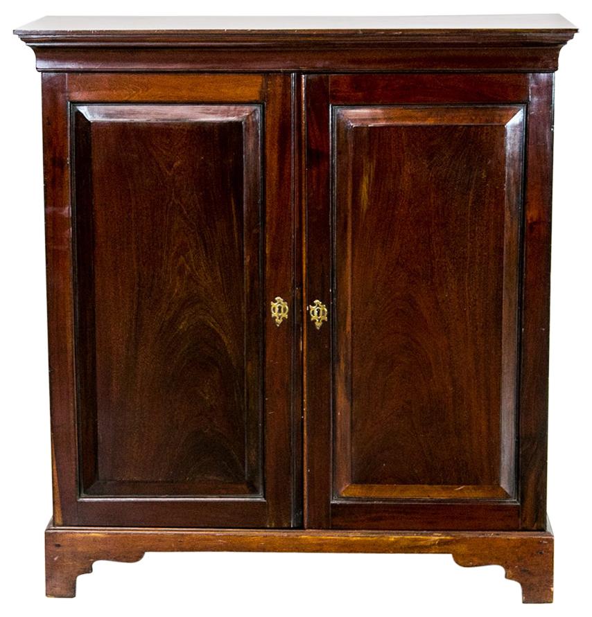 English Mahogany Cabinet