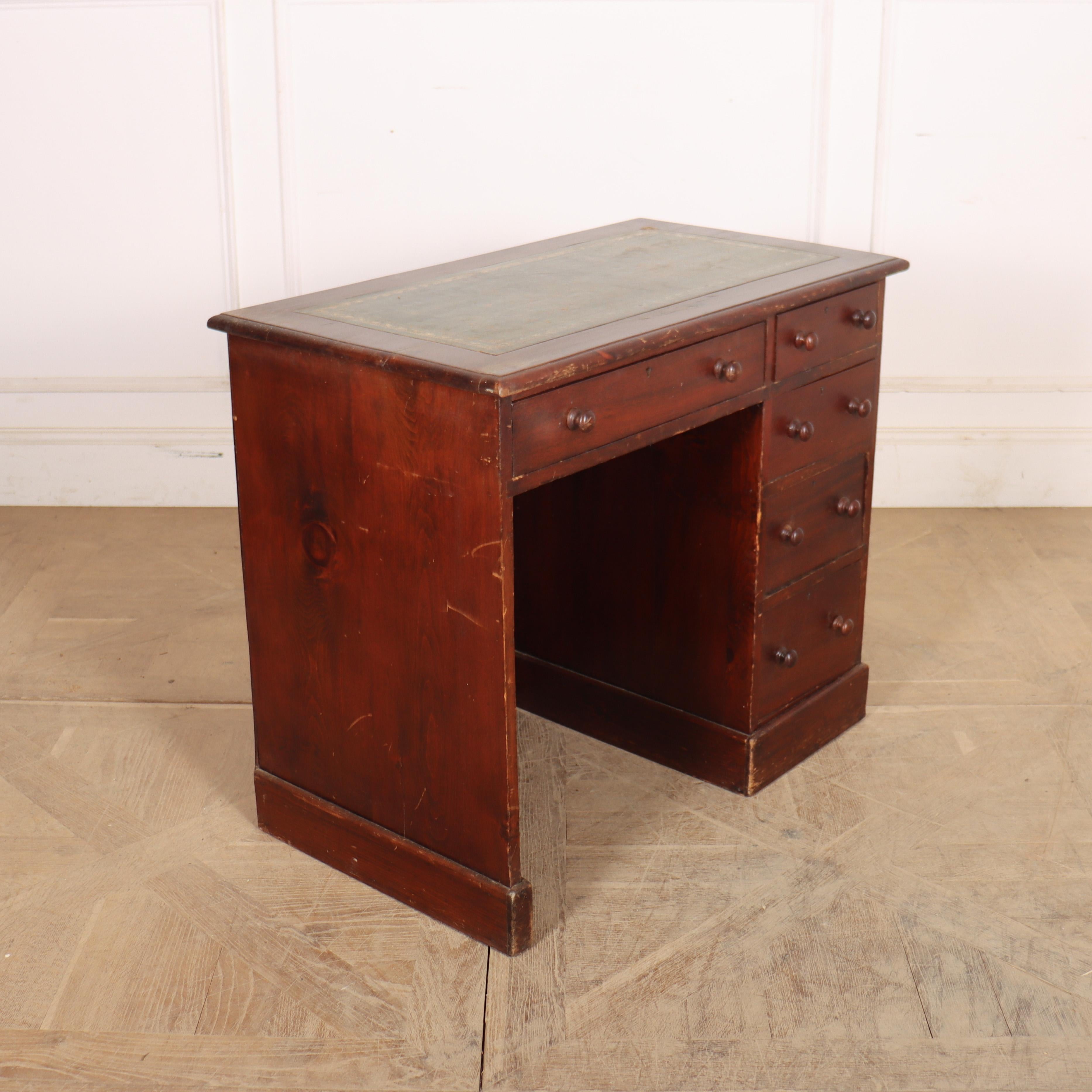 Small 19th century English mahogany child's desk with leather inserted top. 1880. 

Opening under desk: 19 x 23-inches clearnace


Internal reference: H


Code: 9018

Dimensions:
W: 34.5