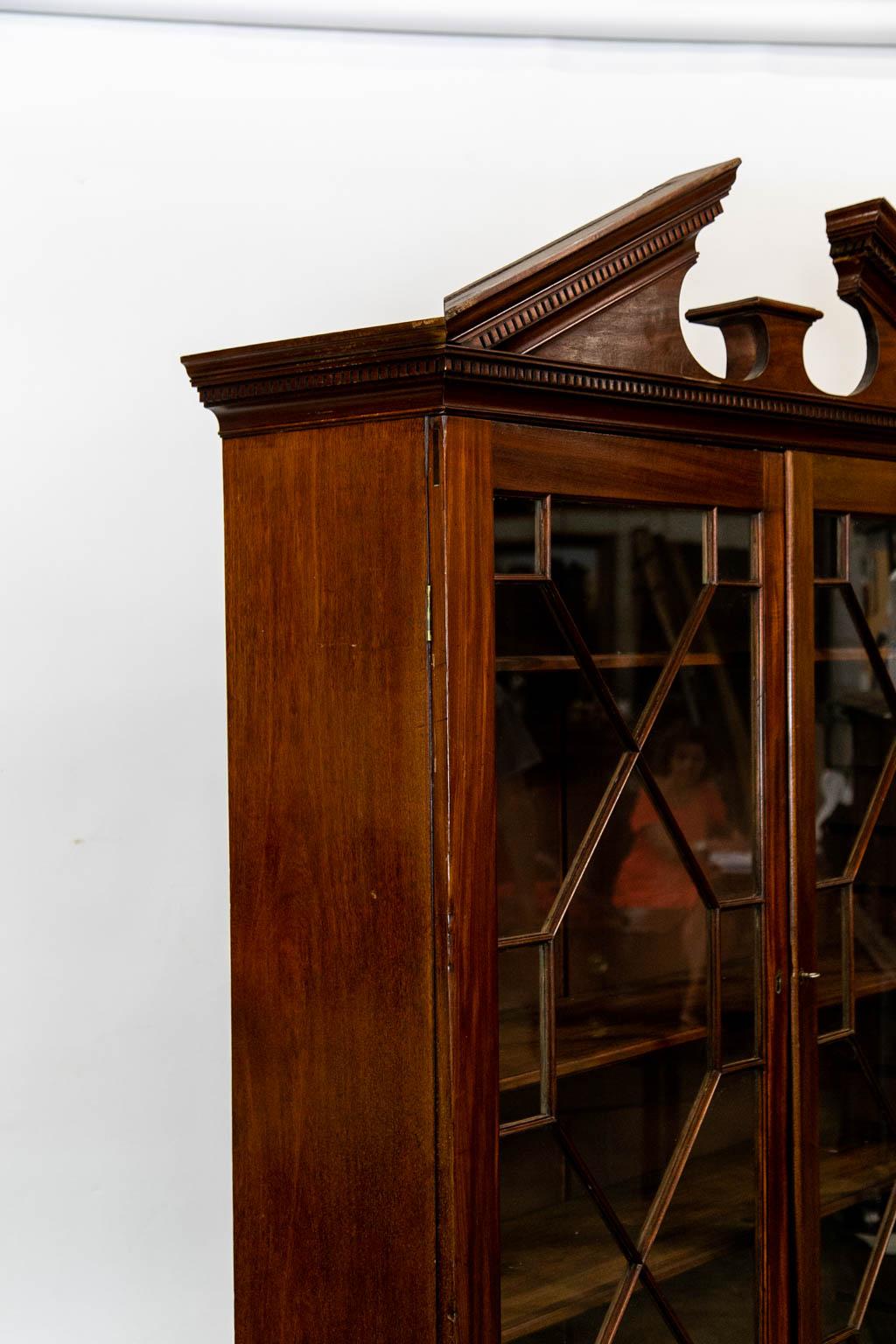 English Mahogany Chippendale Bookcase For Sale 3