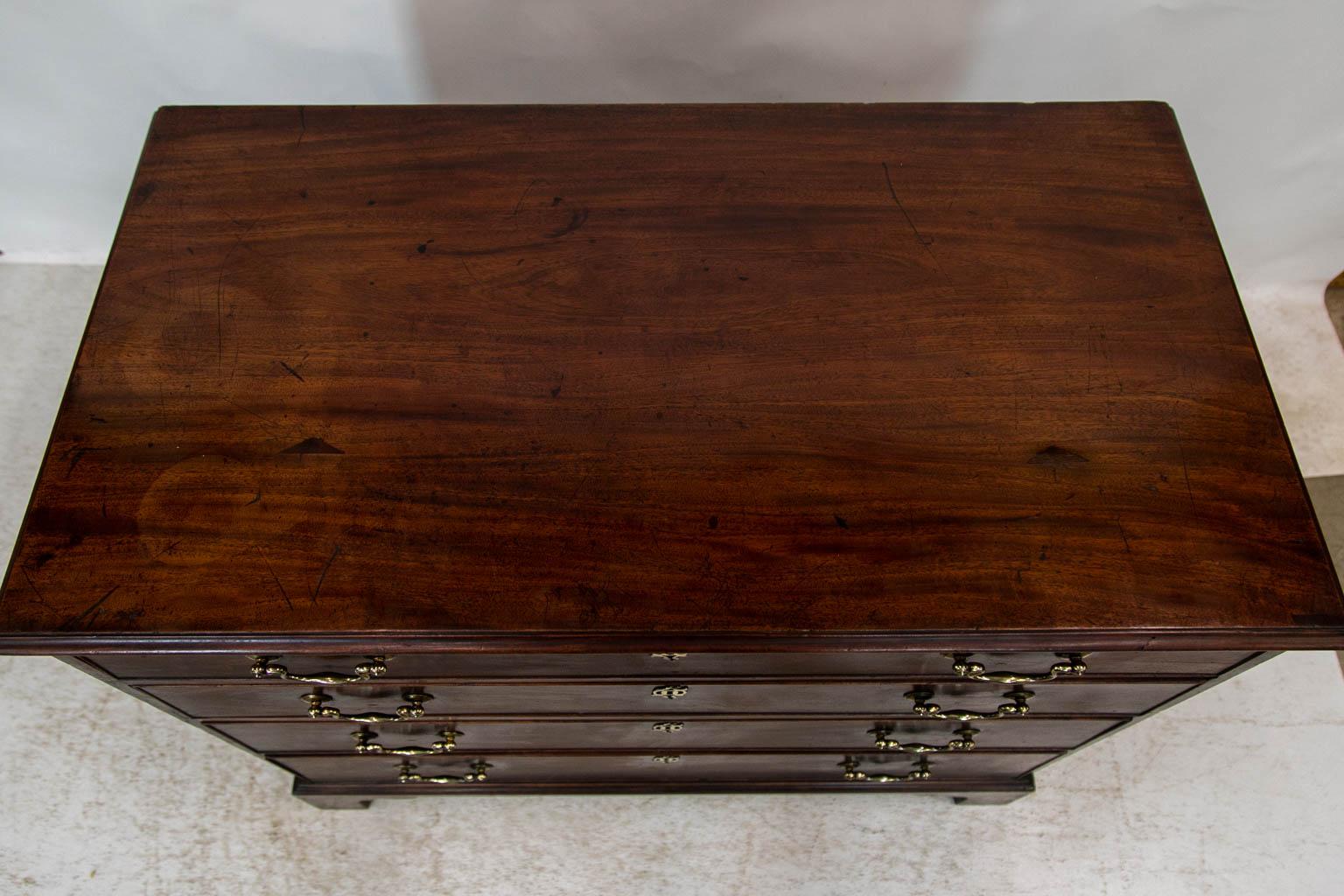 English Mahogany Chippendale Chest In Good Condition In Wilson, NC