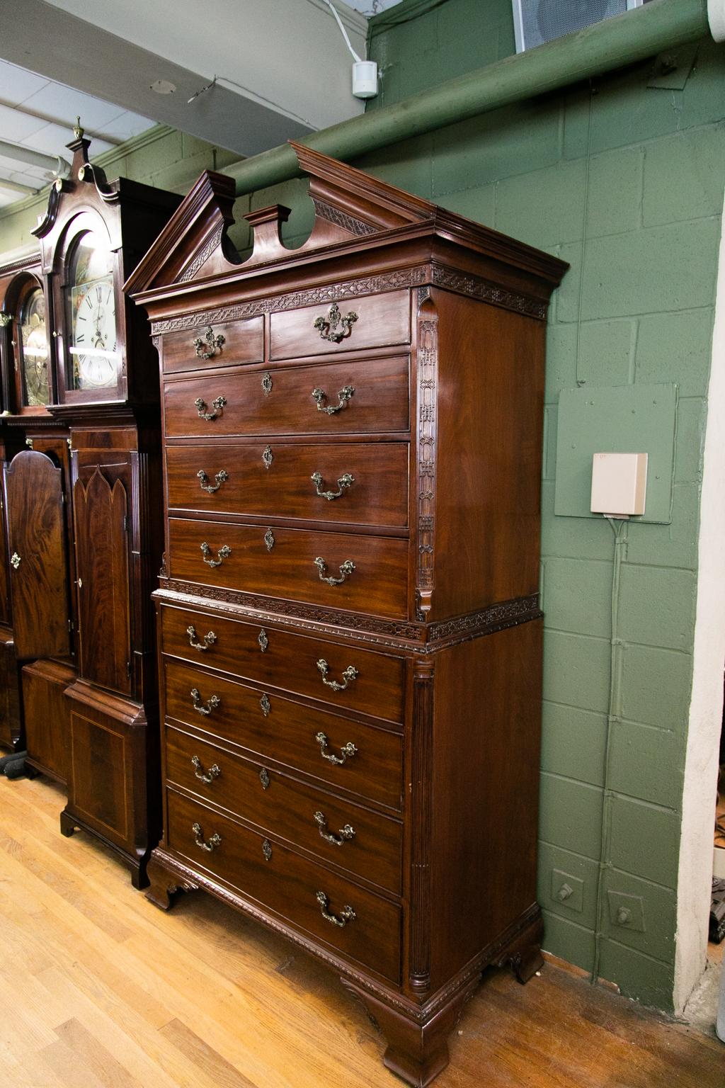 English Mahogany Chippendale Chest on Chest For Sale 1