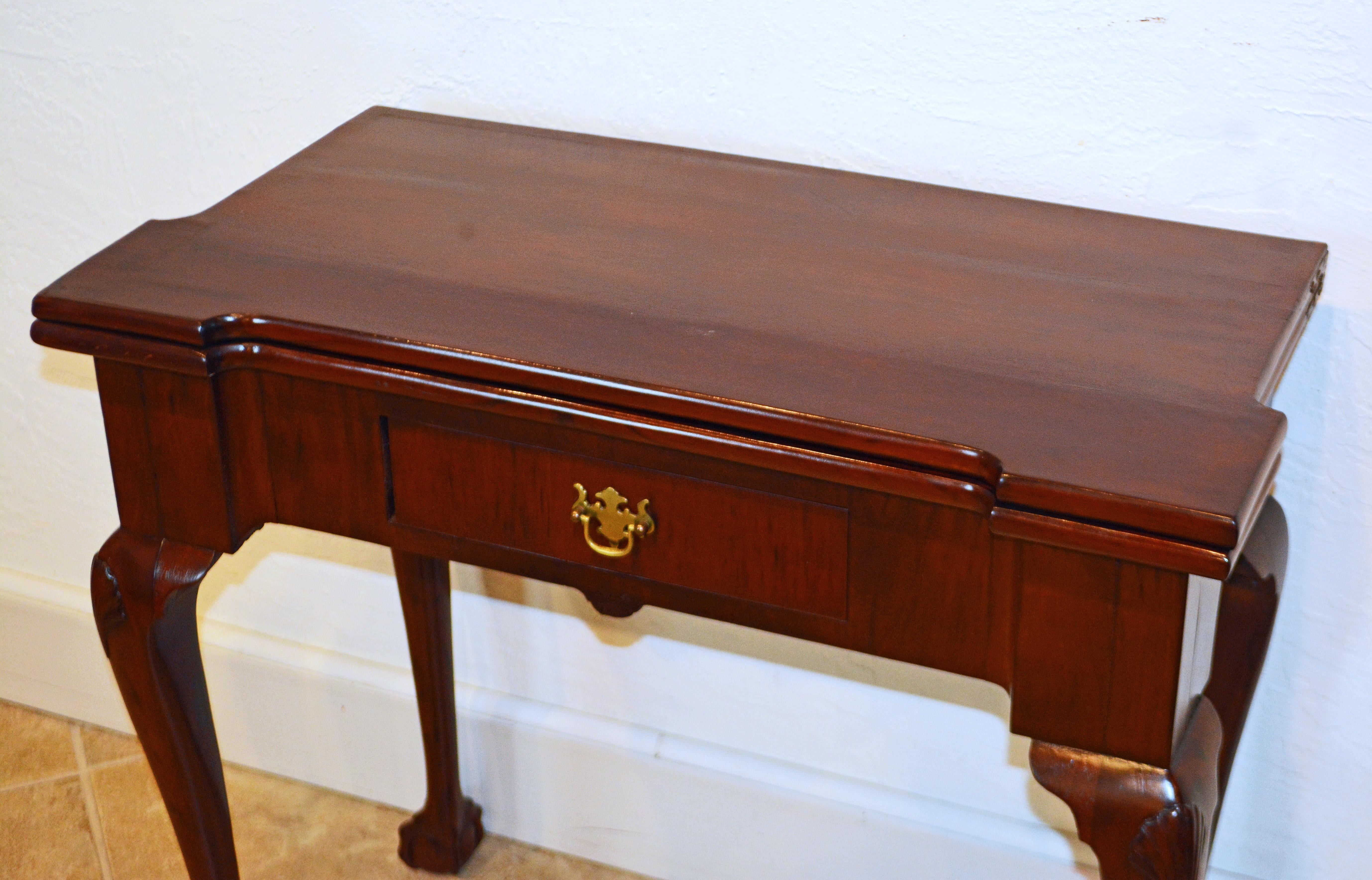 English Mahogany Chippendale Game Table with Claw and Ball Feet, 18th Century 1