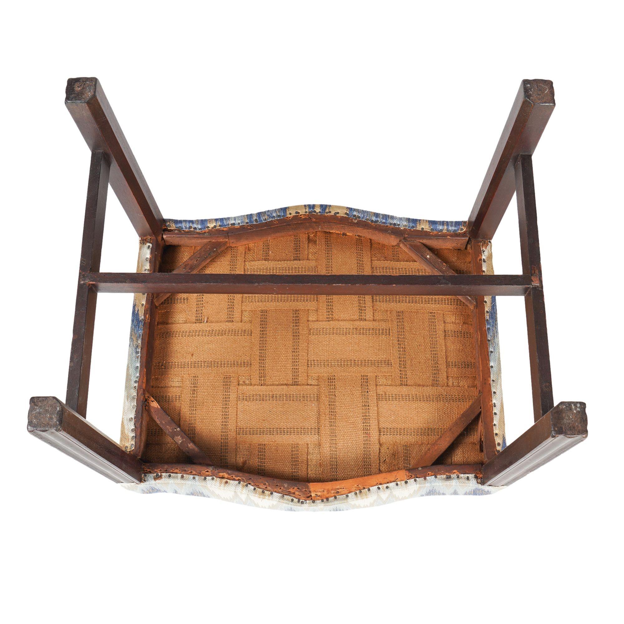 Englischer Chippendale-Hocker aus Mahagoni, um 1760 im Angebot 4