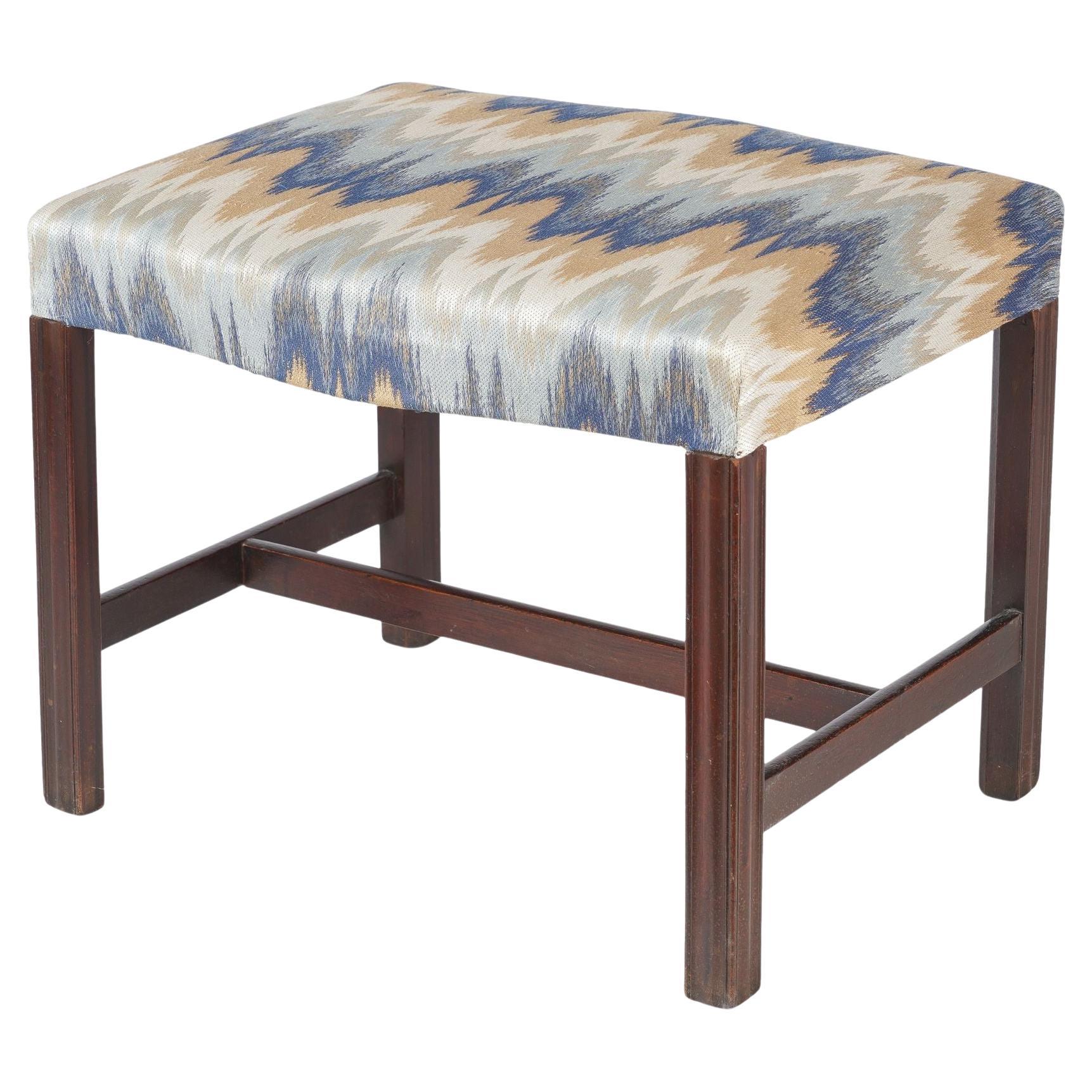 Taburete Chippendale inglés de caoba, c. 1760