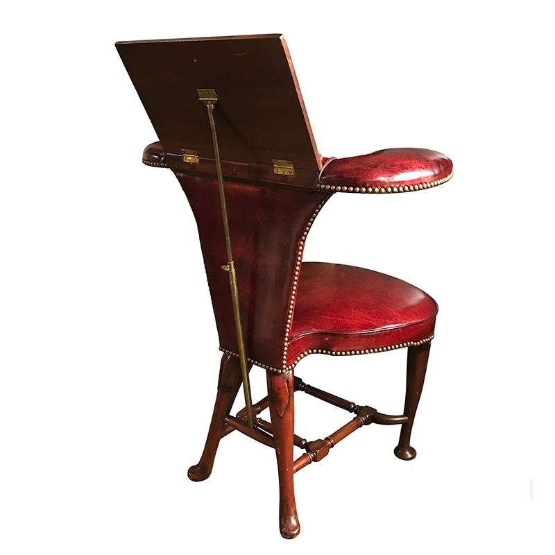 English Mahogany Cock Fighting Chair In Good Condition In London, GB