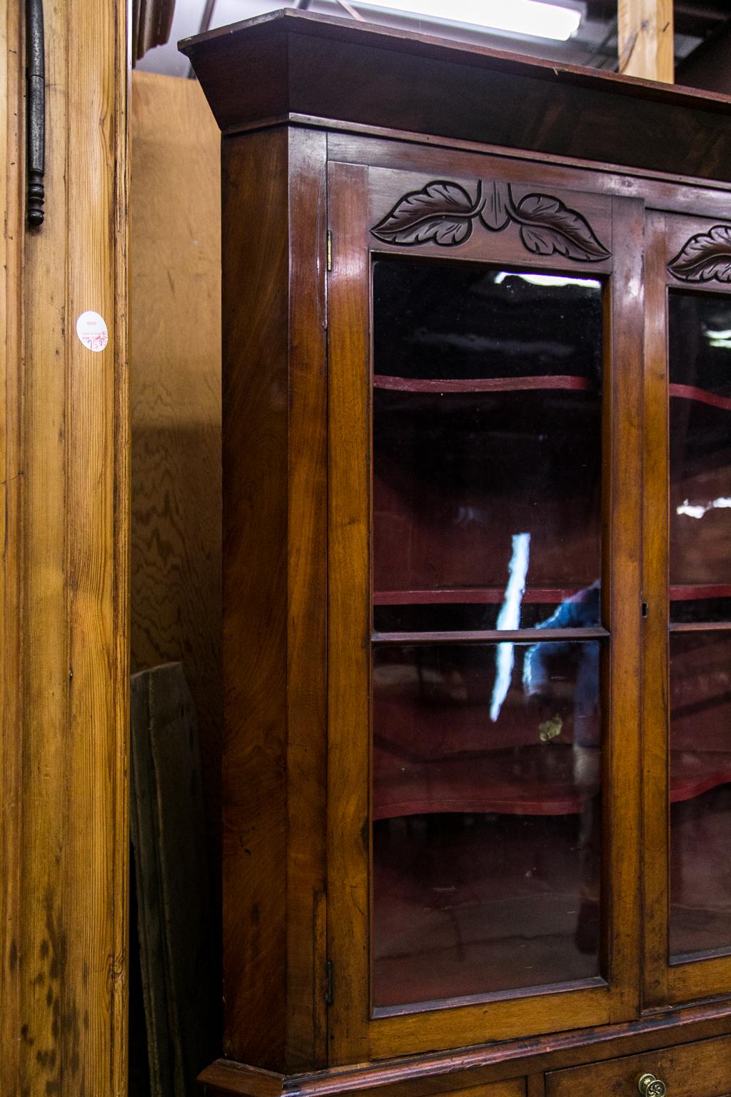 Mid-19th Century English Mahogany Corner Cupboard For Sale