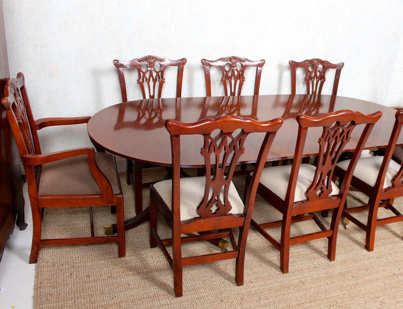 English Mahogany Dining Table and 8 Chairs Hepplewhite Stalker Antique Vintage In Good Condition For Sale In Newcastle upon Tyne, GB