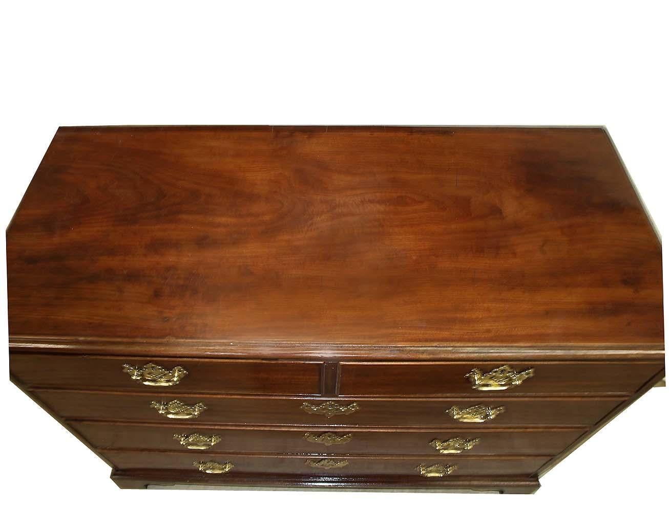 English Mahogany Five Drawer Chest For Sale 6