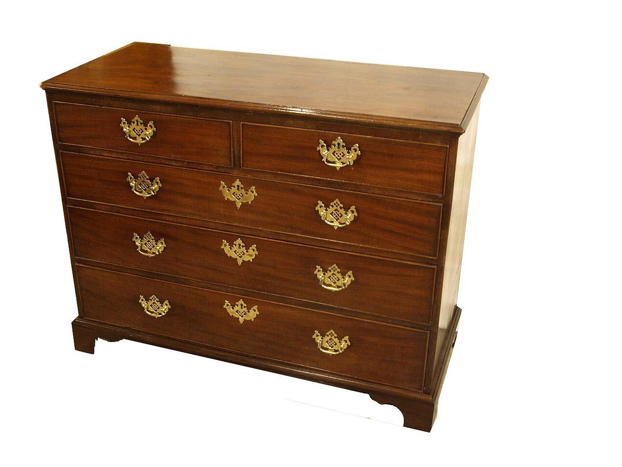 English Mahogany Five Drawer Chest In Good Condition For Sale In Wilson, NC