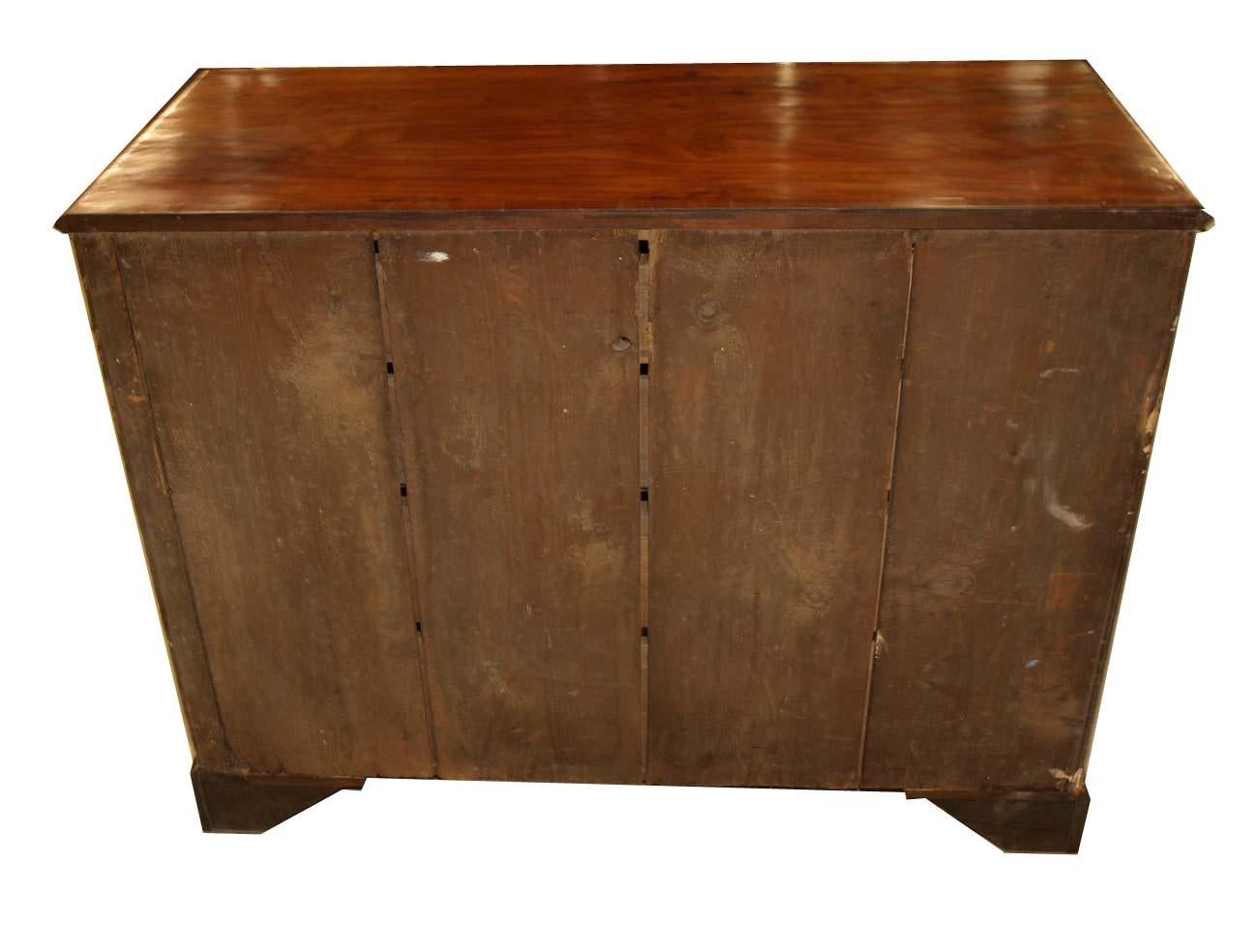 English Mahogany Five Drawer Chest For Sale 3