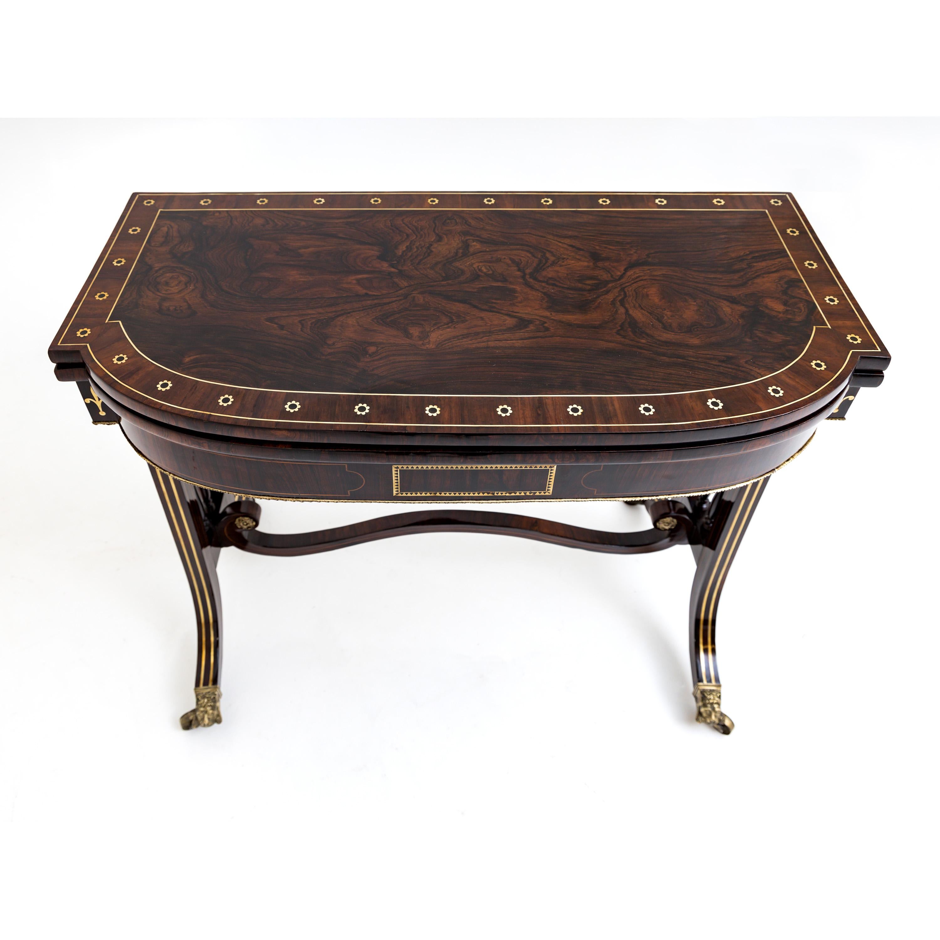 English Mahogany Game Table, 19th Century In Good Condition In Greding, DE