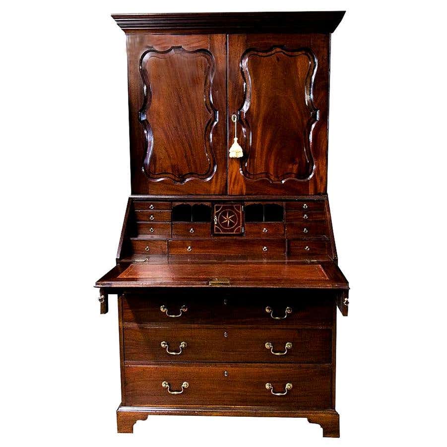 18th Century English Mahogany Secretary For Sale at 1stDibs