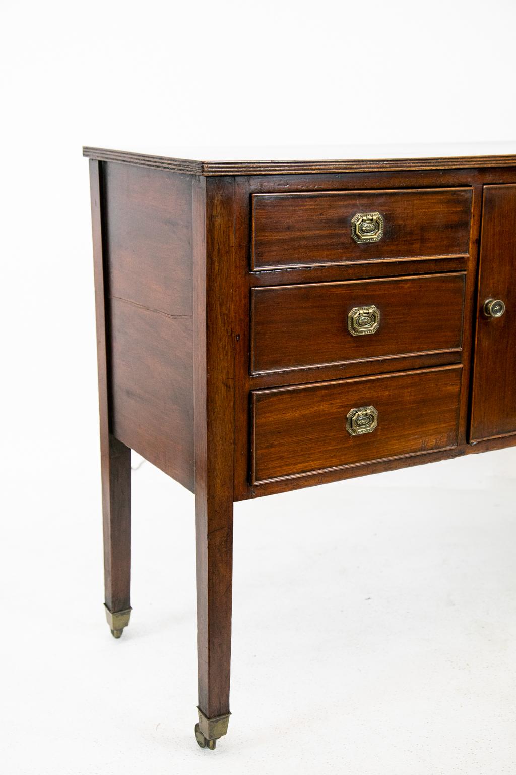English Mahogany Hepplewhite Server For Sale at 1stDibs