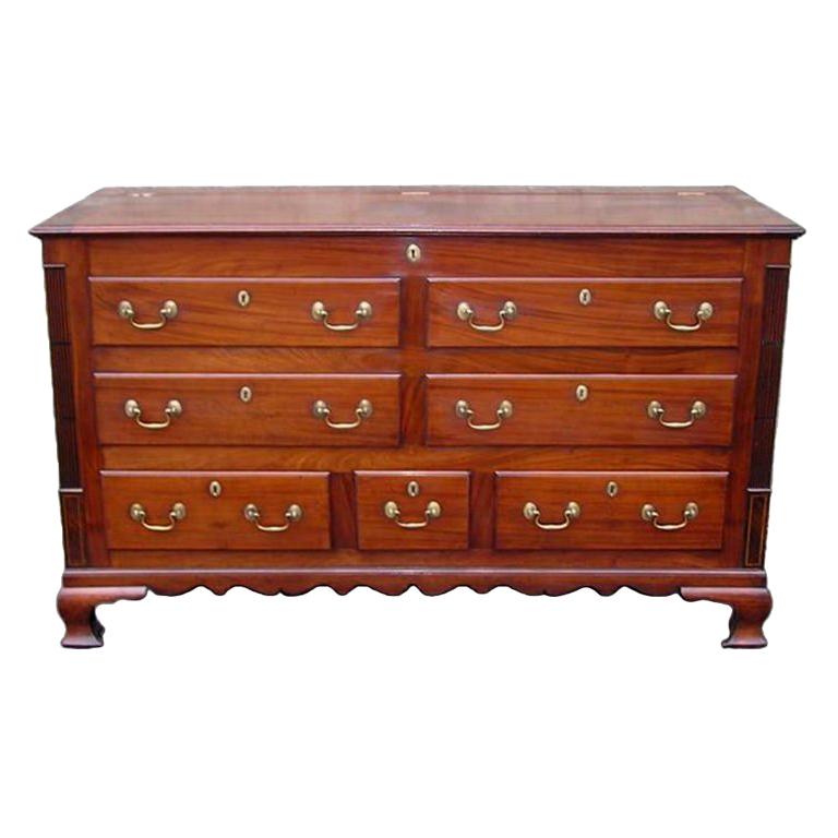English Mahogany Hinged Top Inlaid Mule Chest . Circa 1780 For Sale
