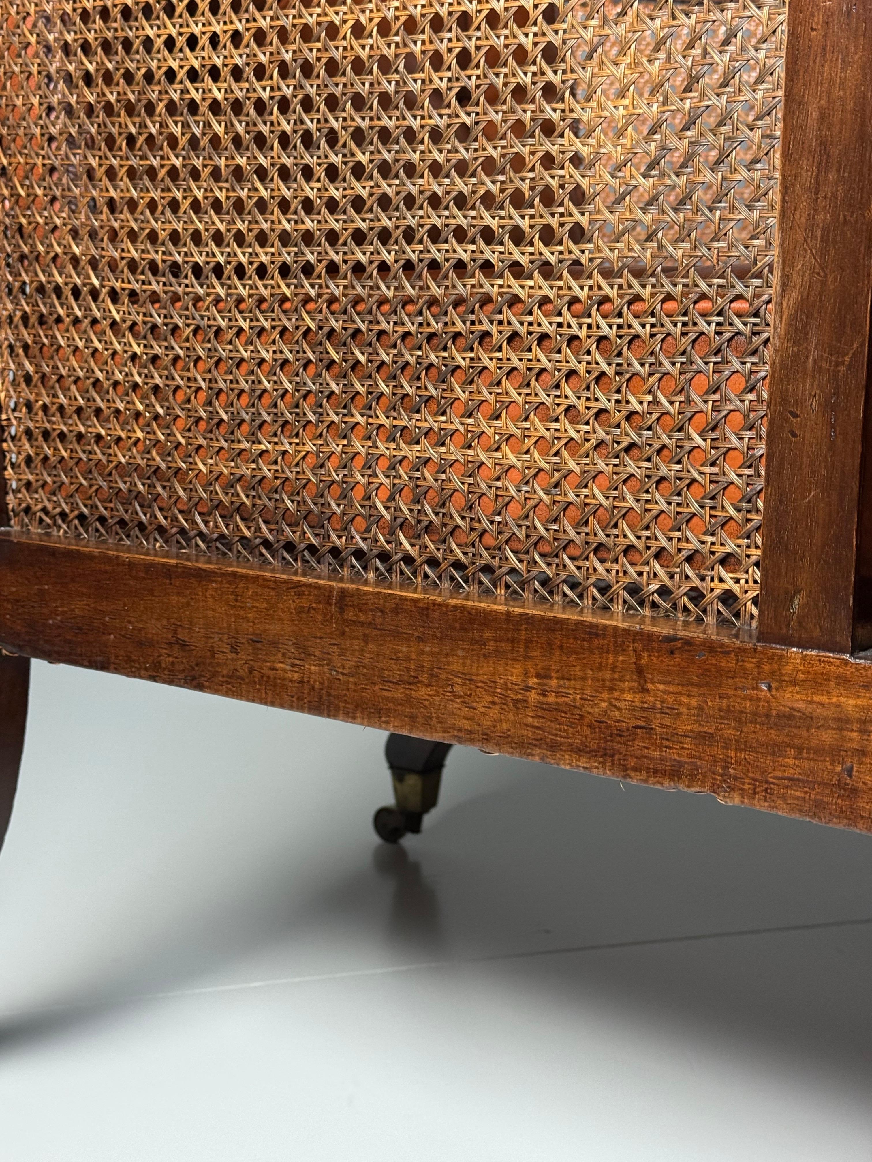 English Mahogany Library Bergère 1835 In Good Condition For Sale In MILL, NL