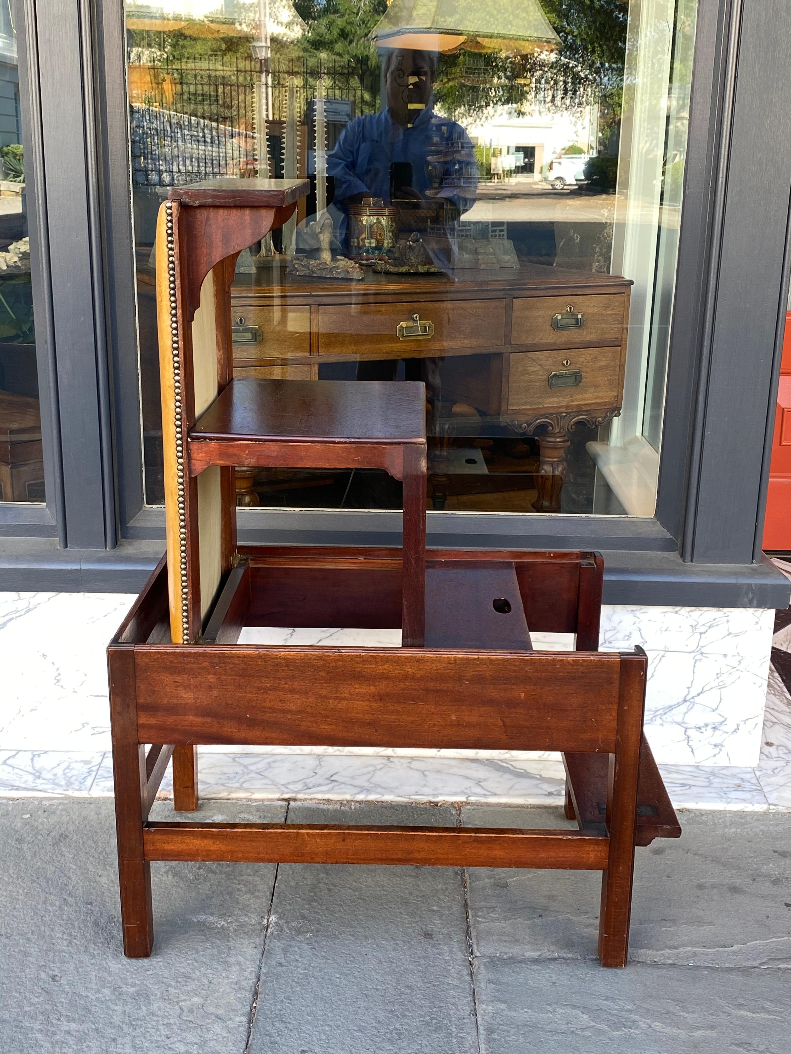 English Mahogany Metamorphic Bench to Form of Library Steps Late 18th Century In Excellent Condition In Charleston, SC