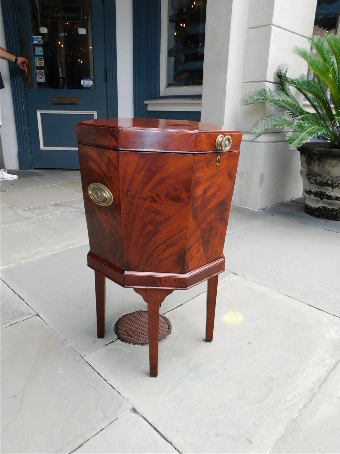 Late 18th Century English Mahogany Octagon Wine Cellarette on Stand with Orig. Lead Liner, C. 1780