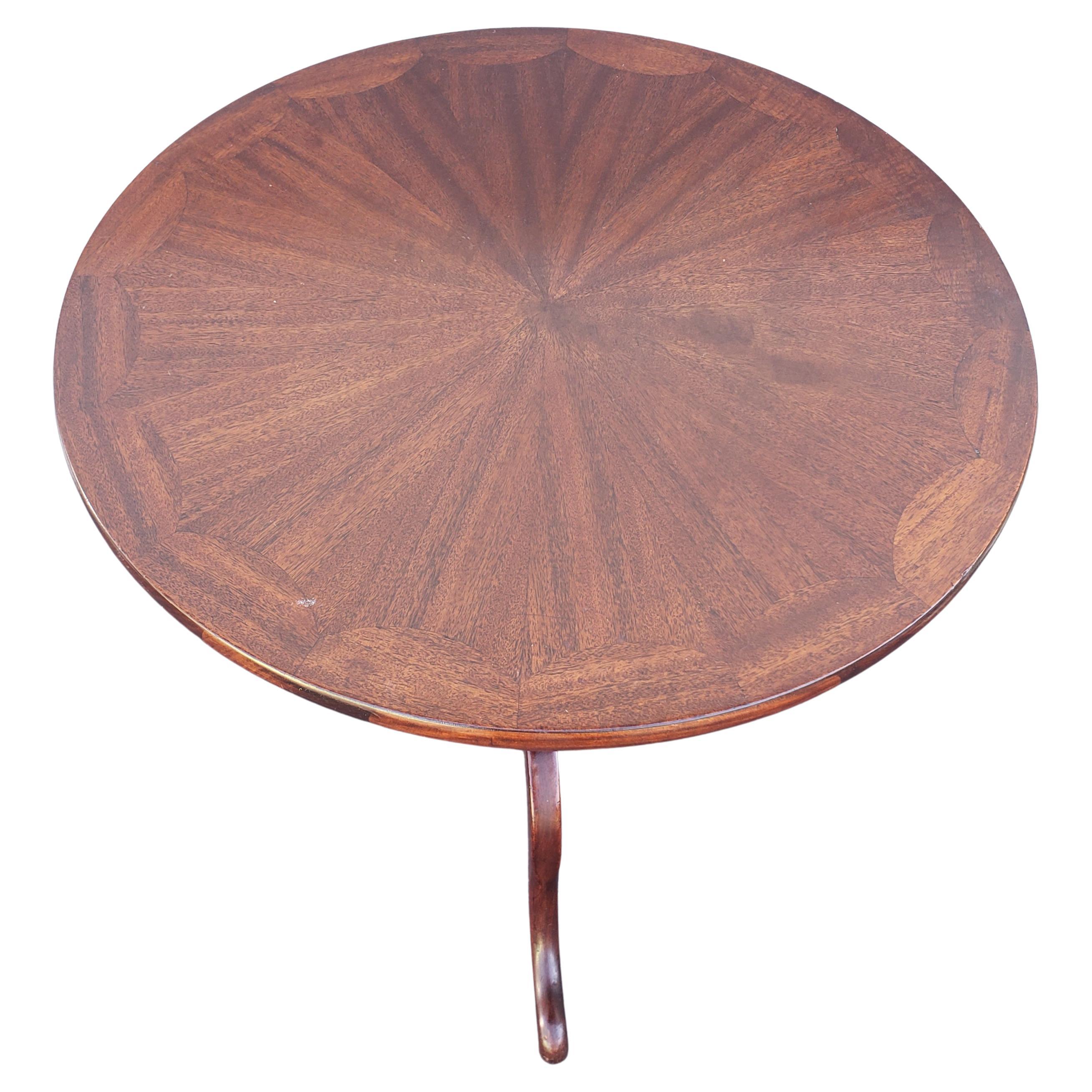English Mahogany One Board Parquetry Tilt-Top Tea Table Desert Table, C. 1860s In Good Condition For Sale In Germantown, MD