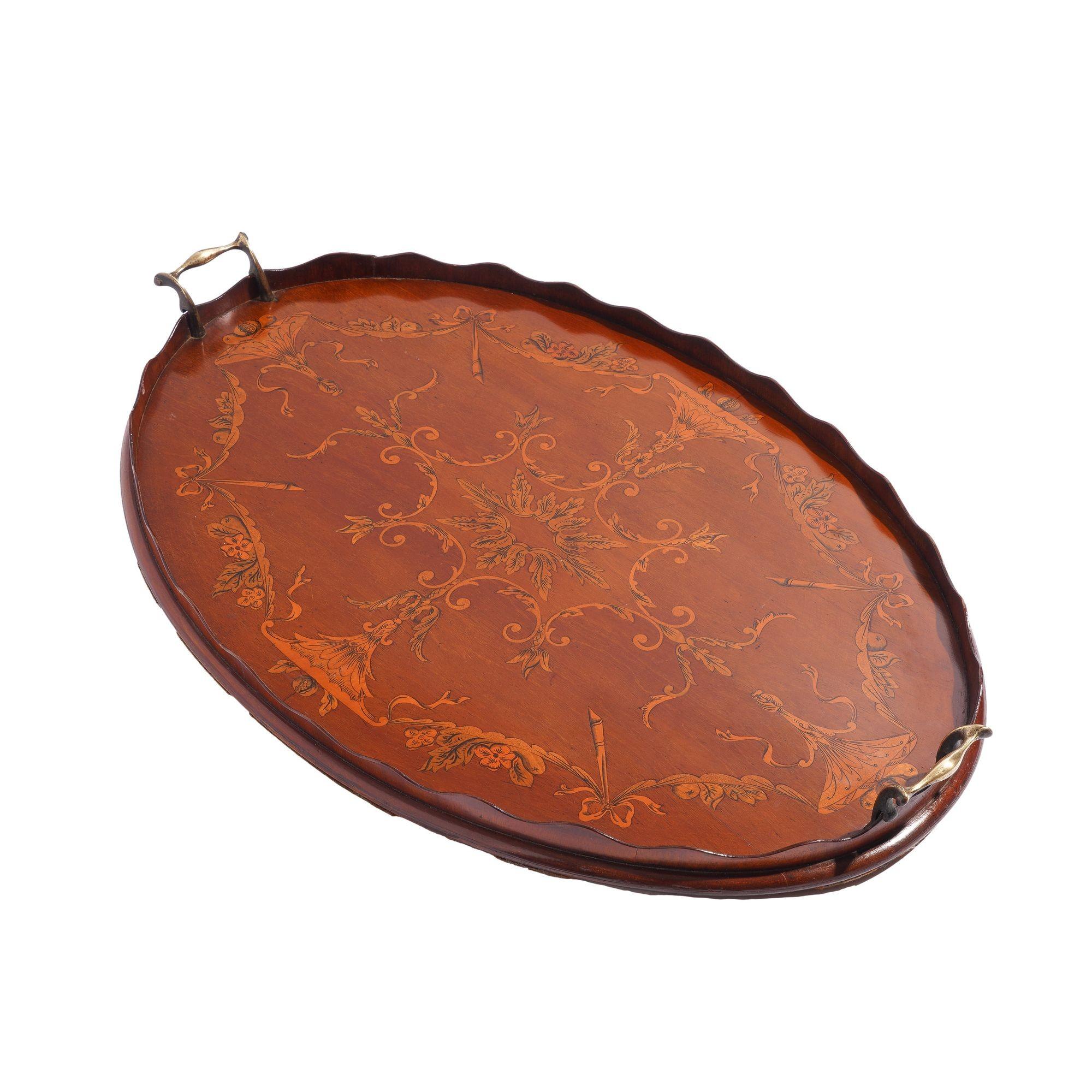 English mahogany oval inlaid serving tray with scalloped gallery, c. 1800's In Good Condition For Sale In Kenilworth, IL