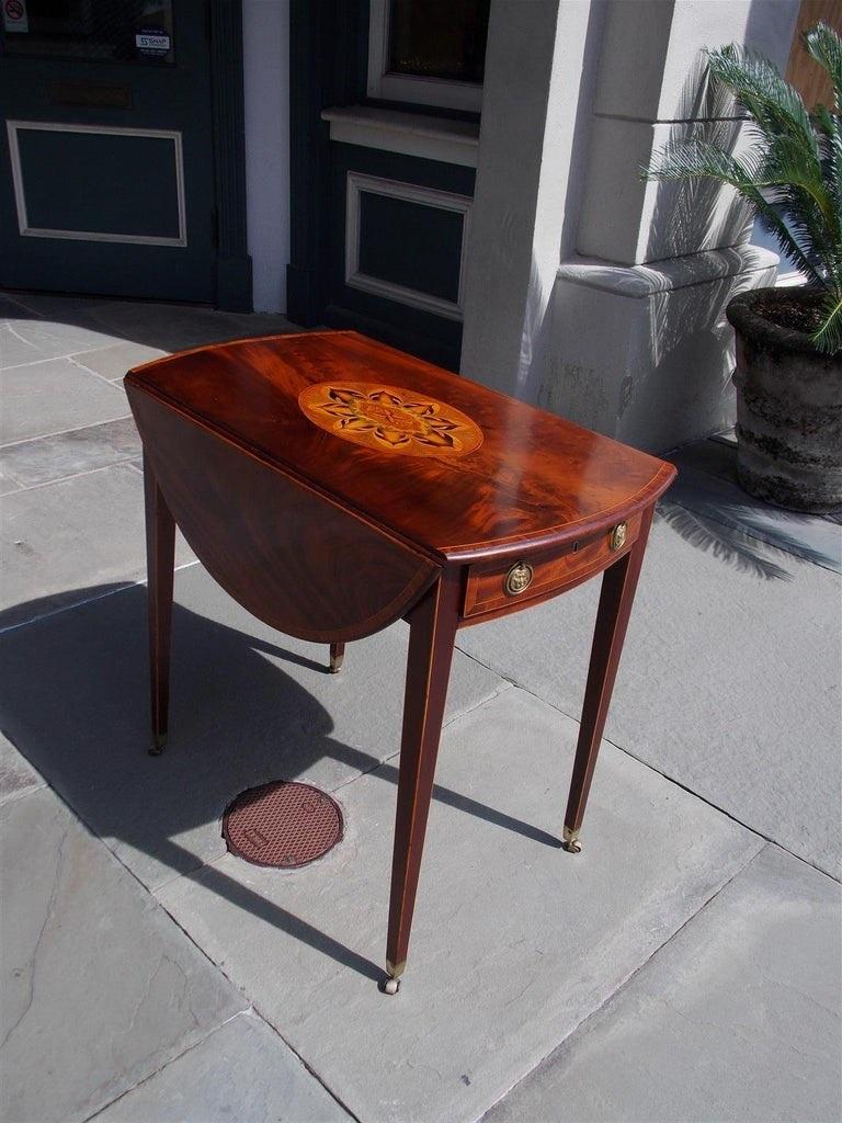 George III English Mahogany Oval Satinwood Inlaid One Drawer Pembroke Table, circa 1770 For Sale