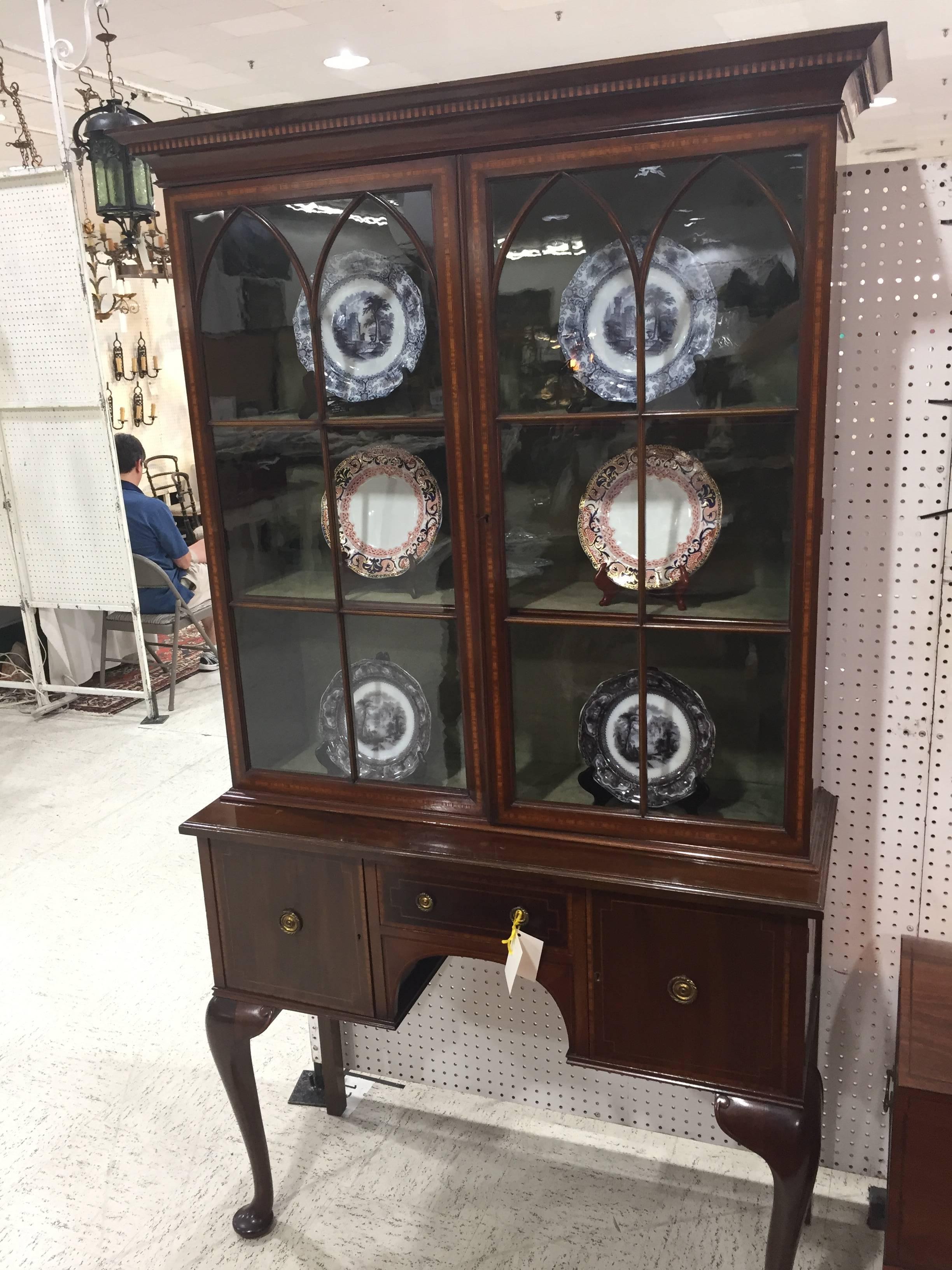 English Mahogany Queen Anne Style China or Curio Cabinet at 1stDibs ...
