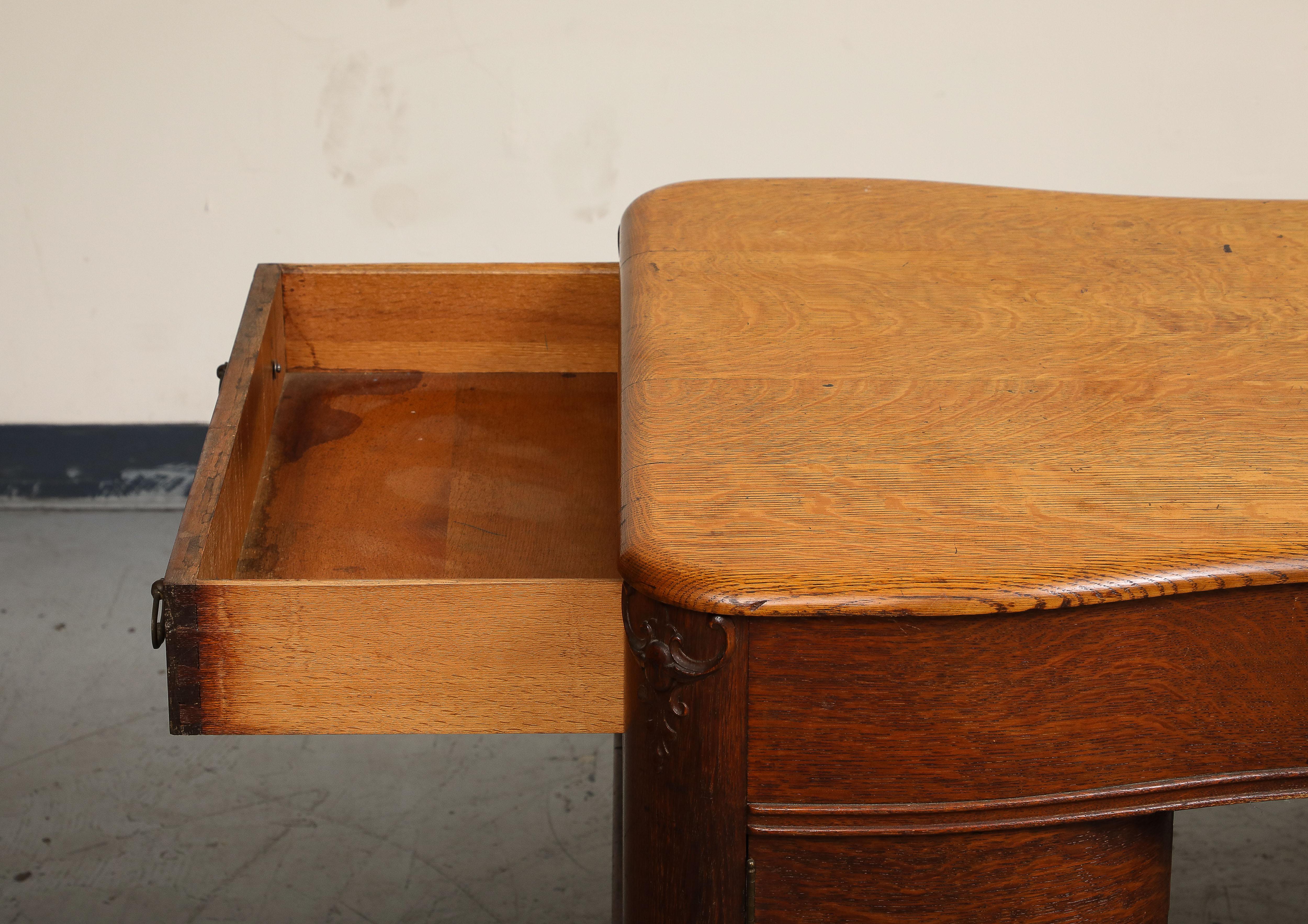 English Mahogany Regency Style Partners Desk, circa 1930 For Sale 13