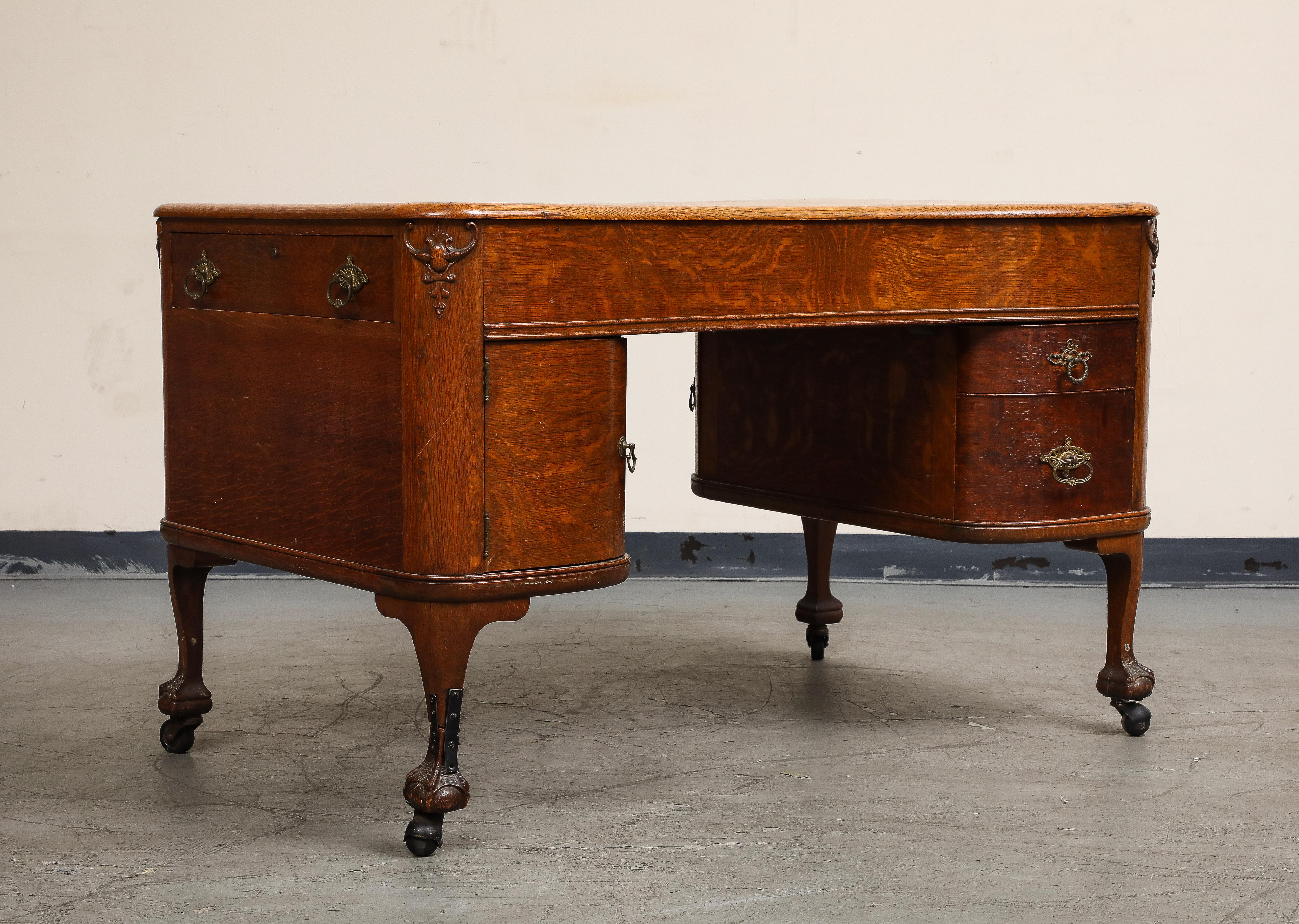 English Mahogany Regency Style Partners Desk, circa 1930 For Sale 2