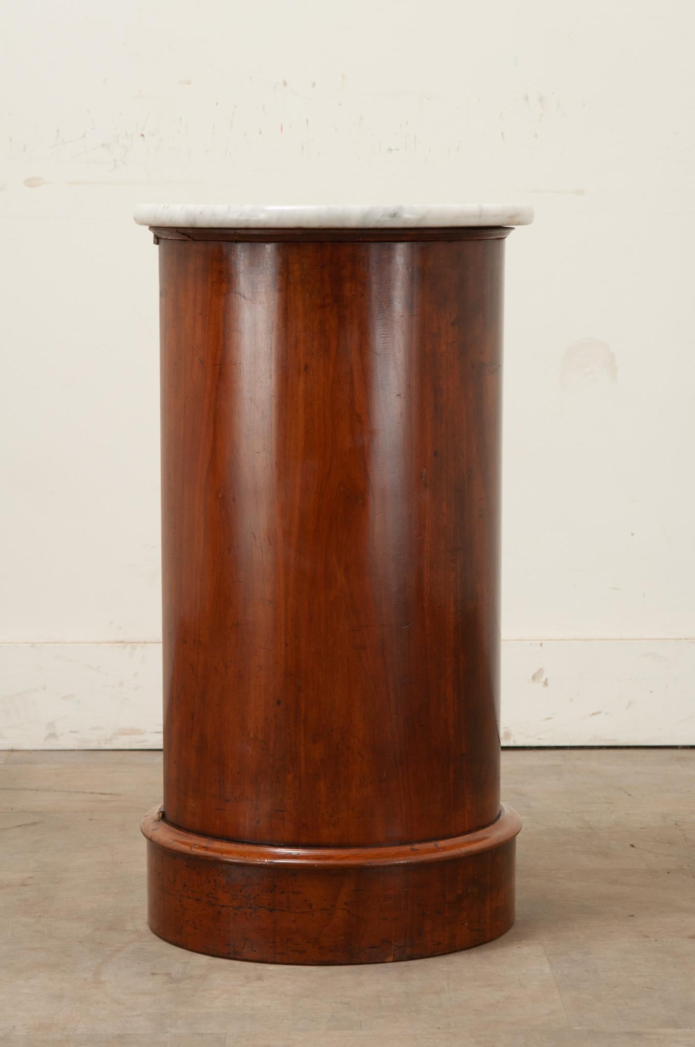 19th Century English Mahogany Round Bedside Table For Sale